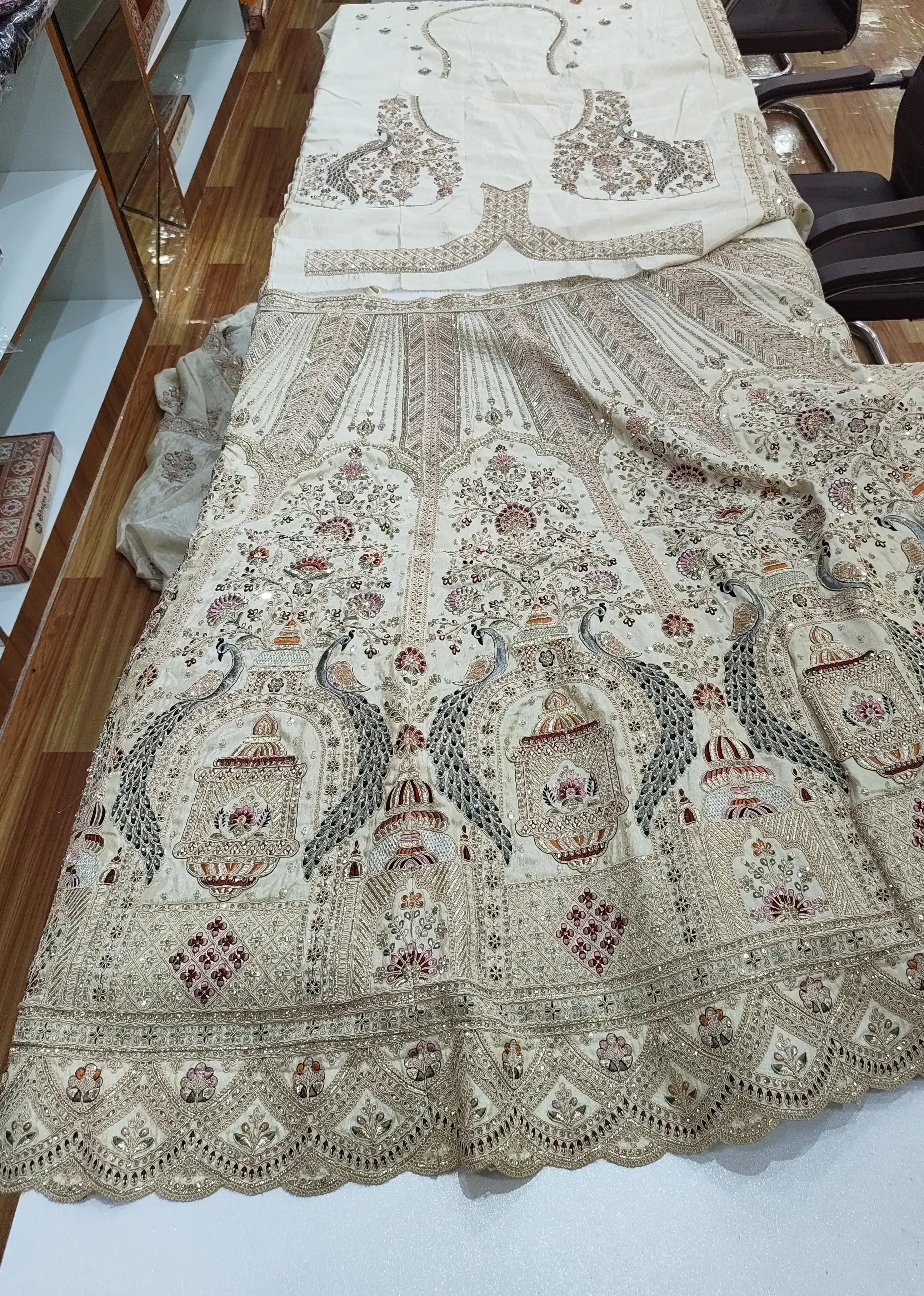 Embroidered Fabric Set view 3
