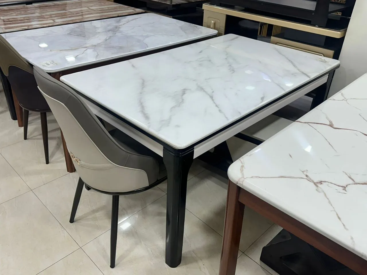 Black And White Marbal Top Dining Table 6+1