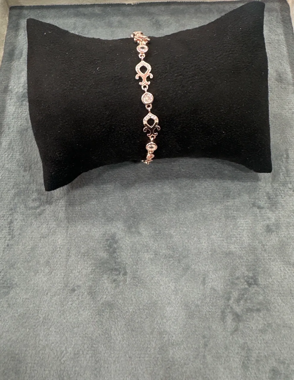 Elegant Rose Gold Bracelet view 2