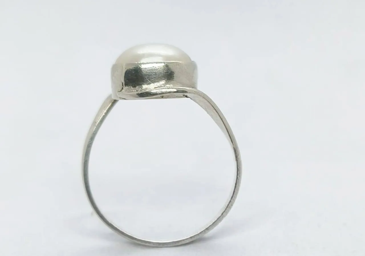 Pearl Silver Ring (AVSLR-41) view 2
