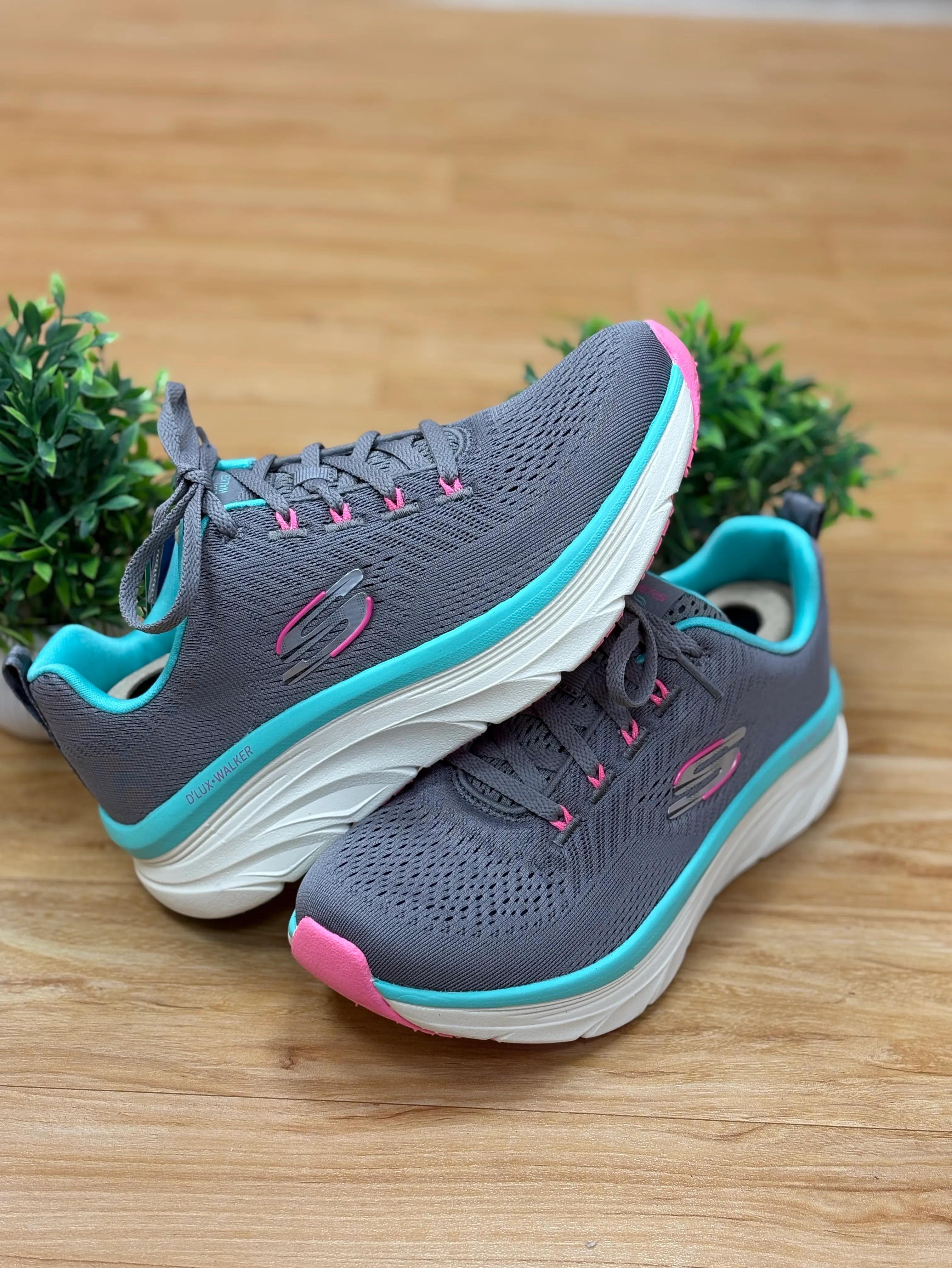 Skechers DLuxe Walker. view 2