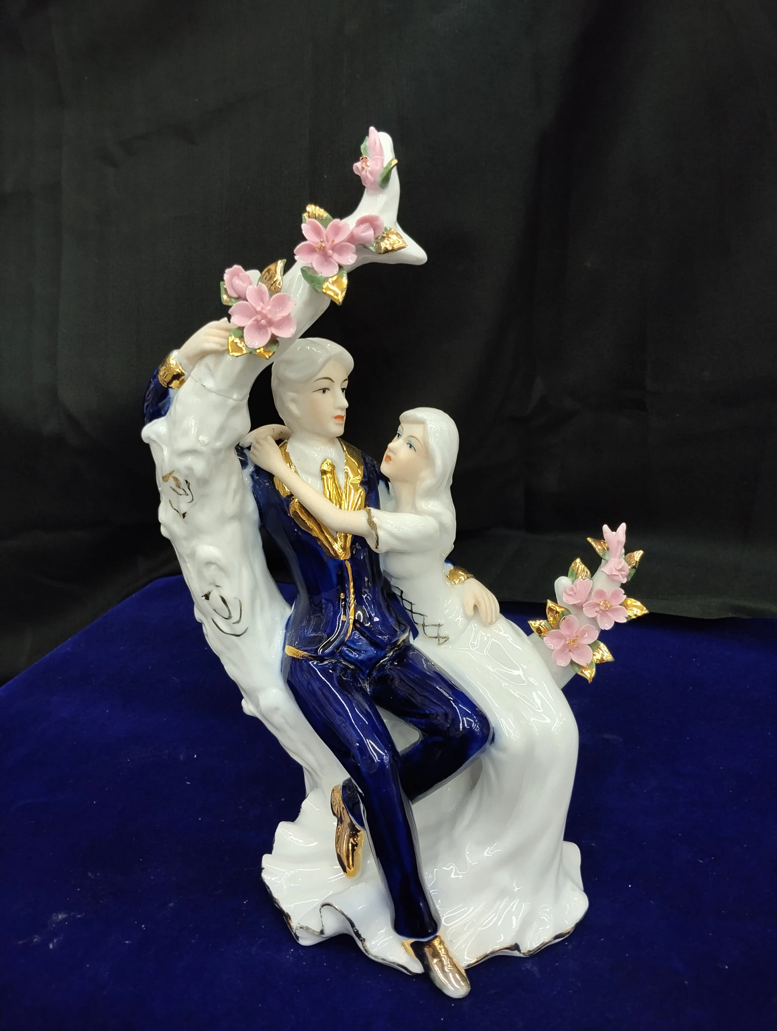 Porcelain Romantic Couple Figurine view 2