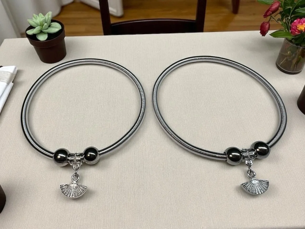 Silver Leaf Charm Spring Anklets view 2