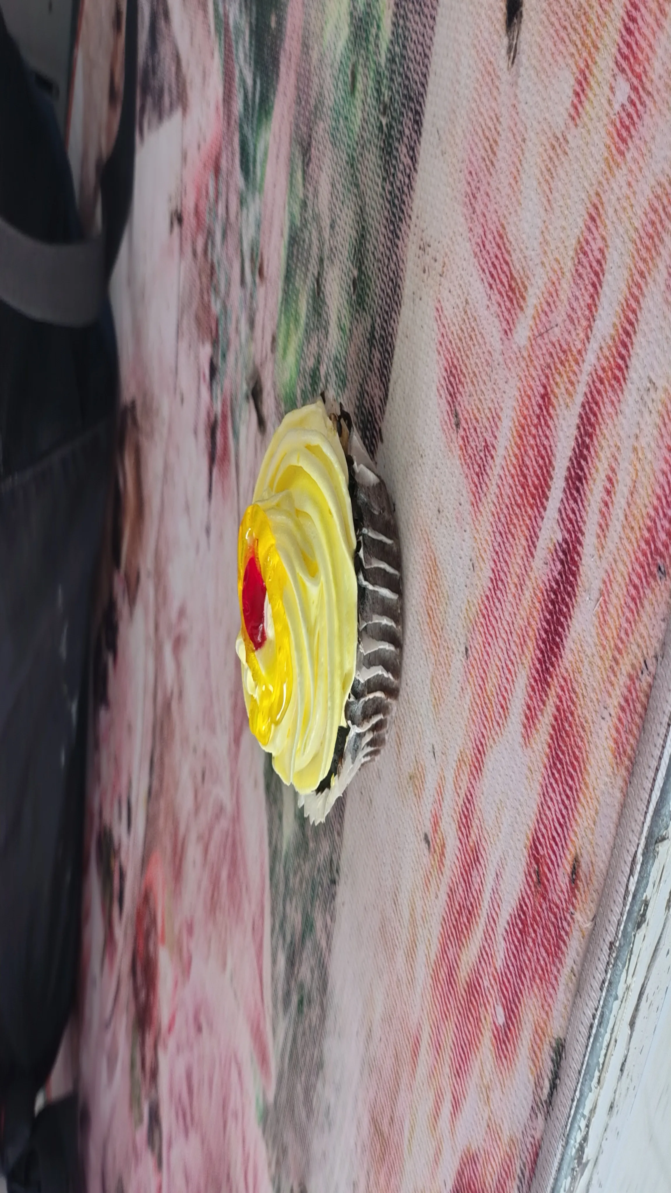 Gourmet Cupcake view 2