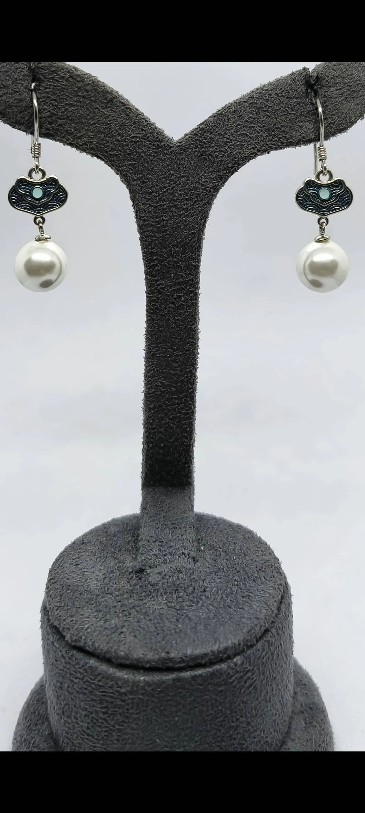 Cloud Enamel Pearl Earrings (AVSER-02) view 2