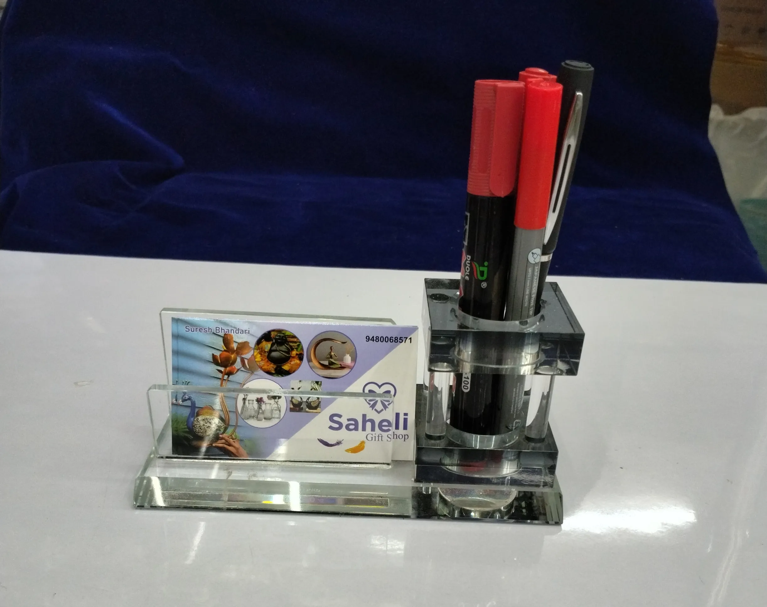 Saheli Card and Pen Holder view 2