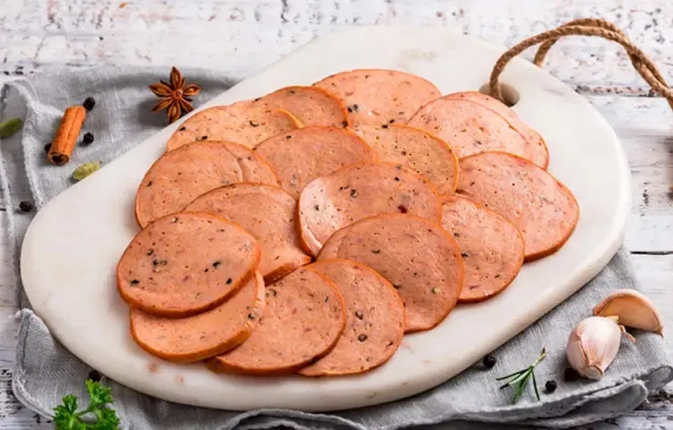 Pepproni Salami Slices view 2