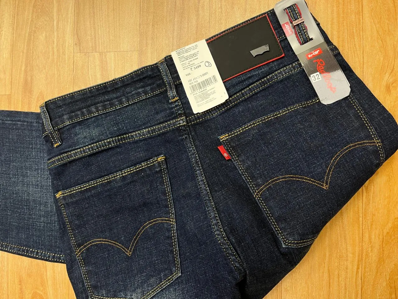 Levi's REDLOOP Jeans view 2