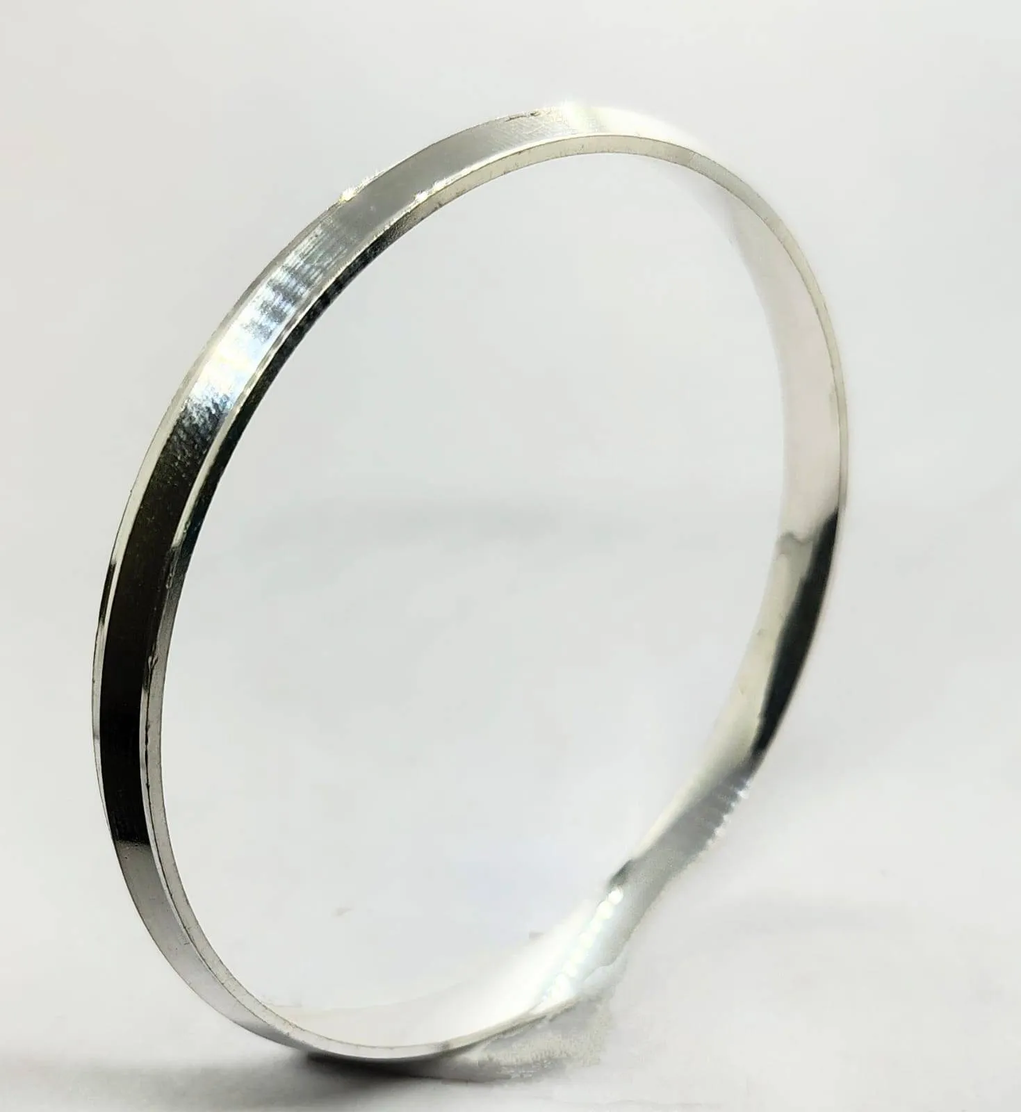 Silver Kada (AVKD-85) view 3