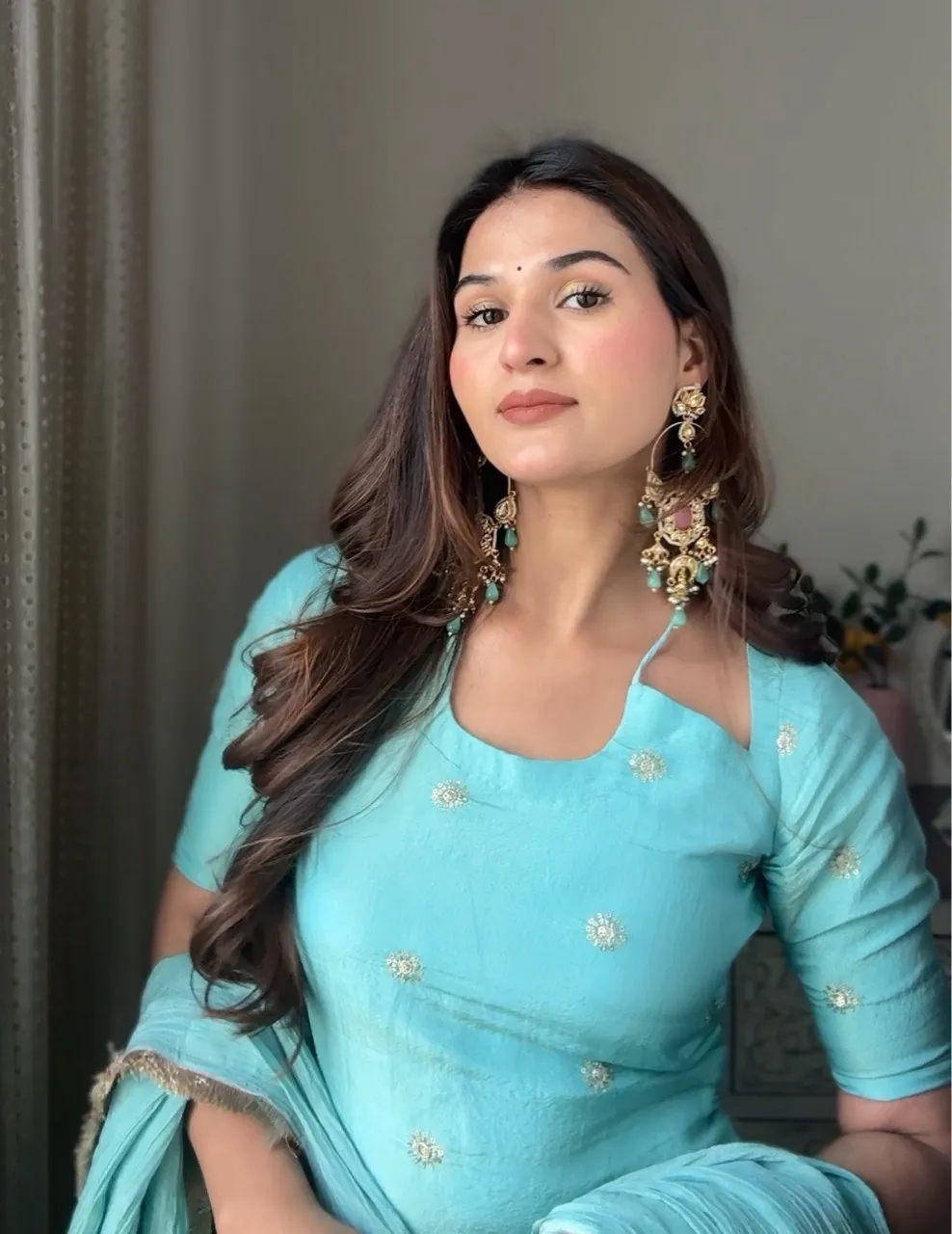 ‘Gulnoor’ Sky Blue view 4