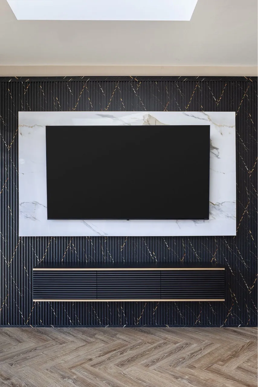 Charcoal Louvers view 8