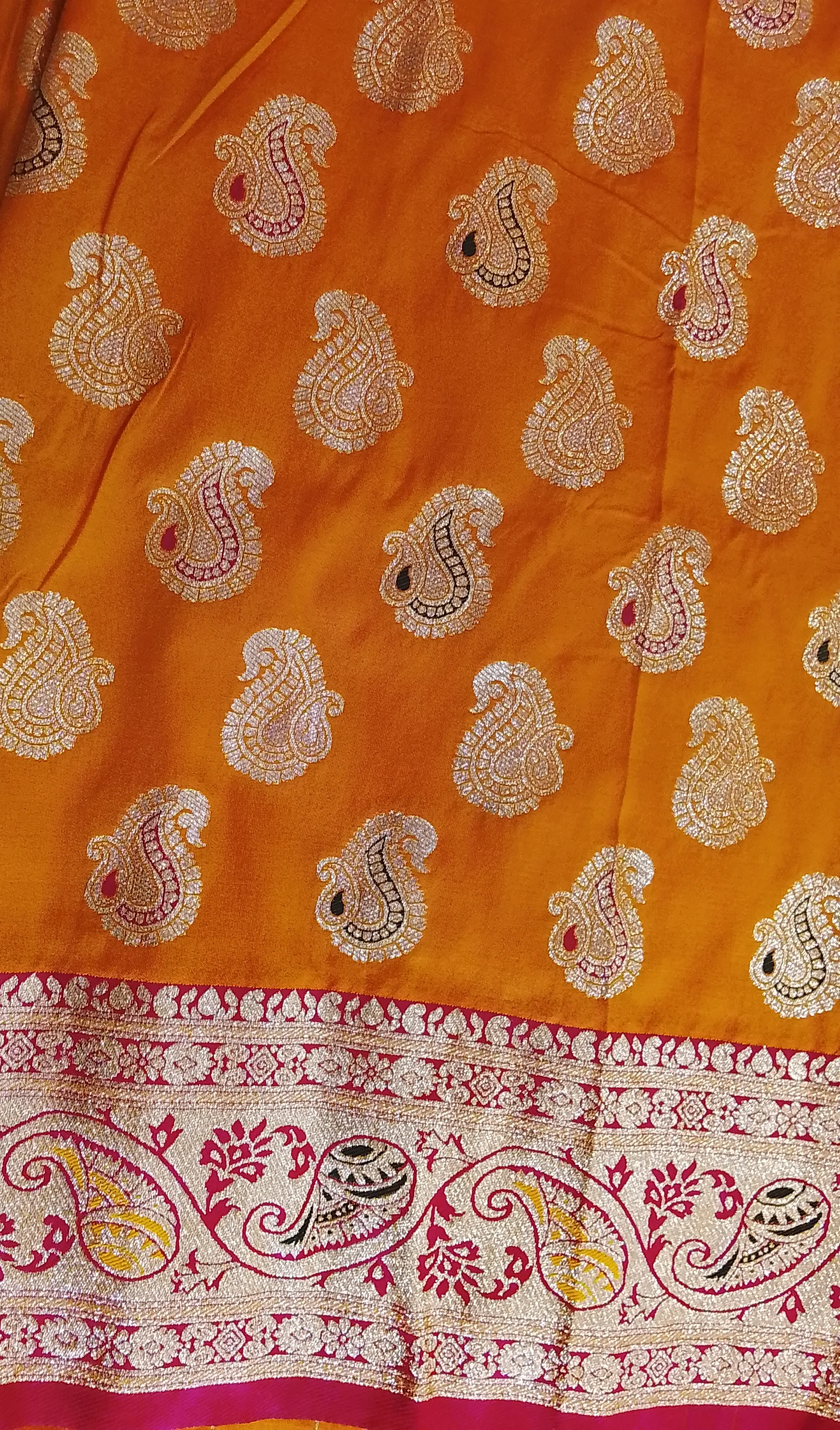 The Mirror Story Banarasi Sari view 2