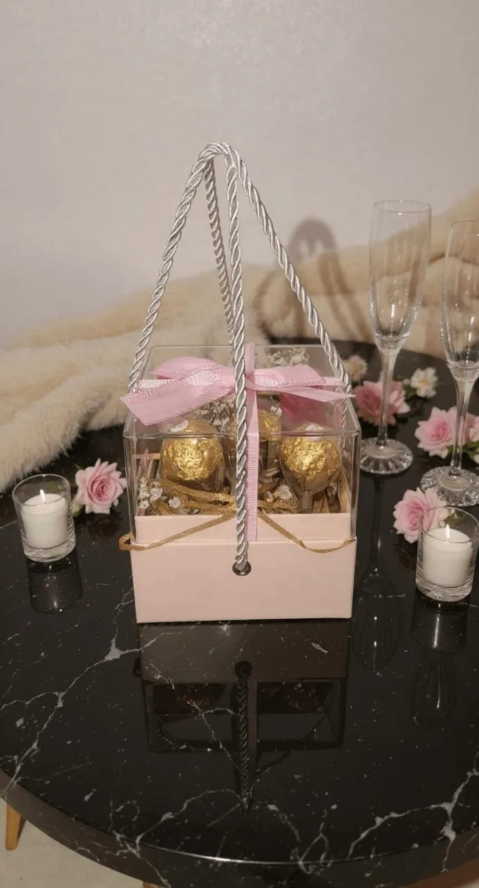 Love In Blush Box view 3