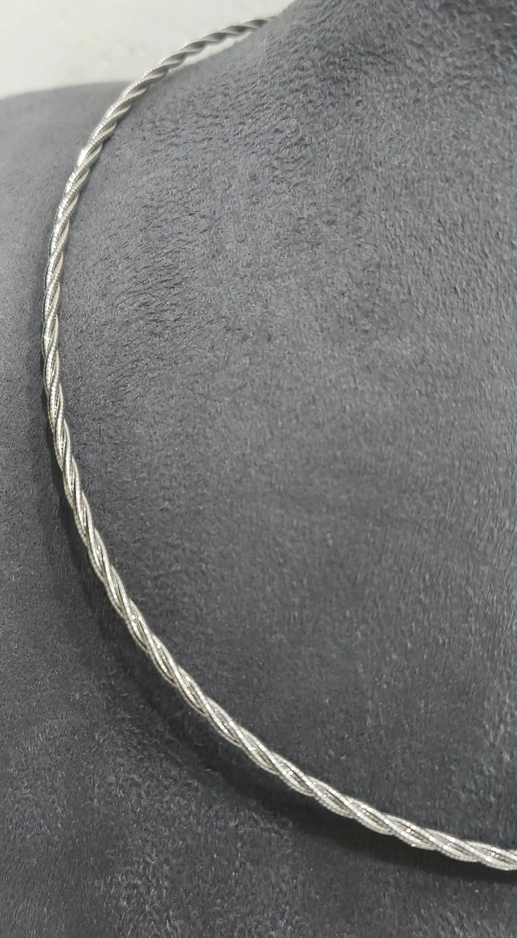 Twisted Silver Chain Necklace (AVNSK-04) view 3
