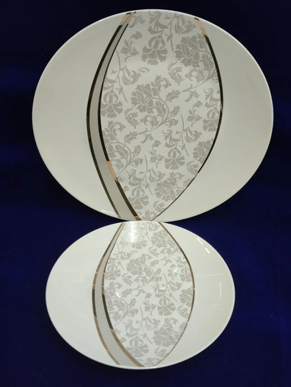 Elegant Floral Dinner Set view 2