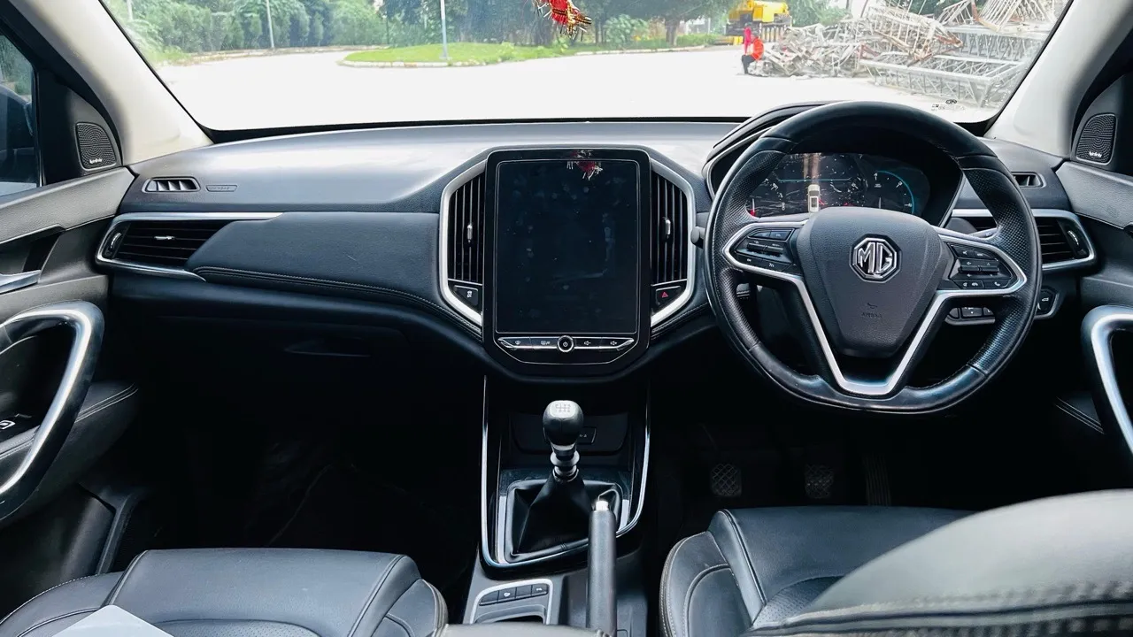 MG Hector Sharp view 5