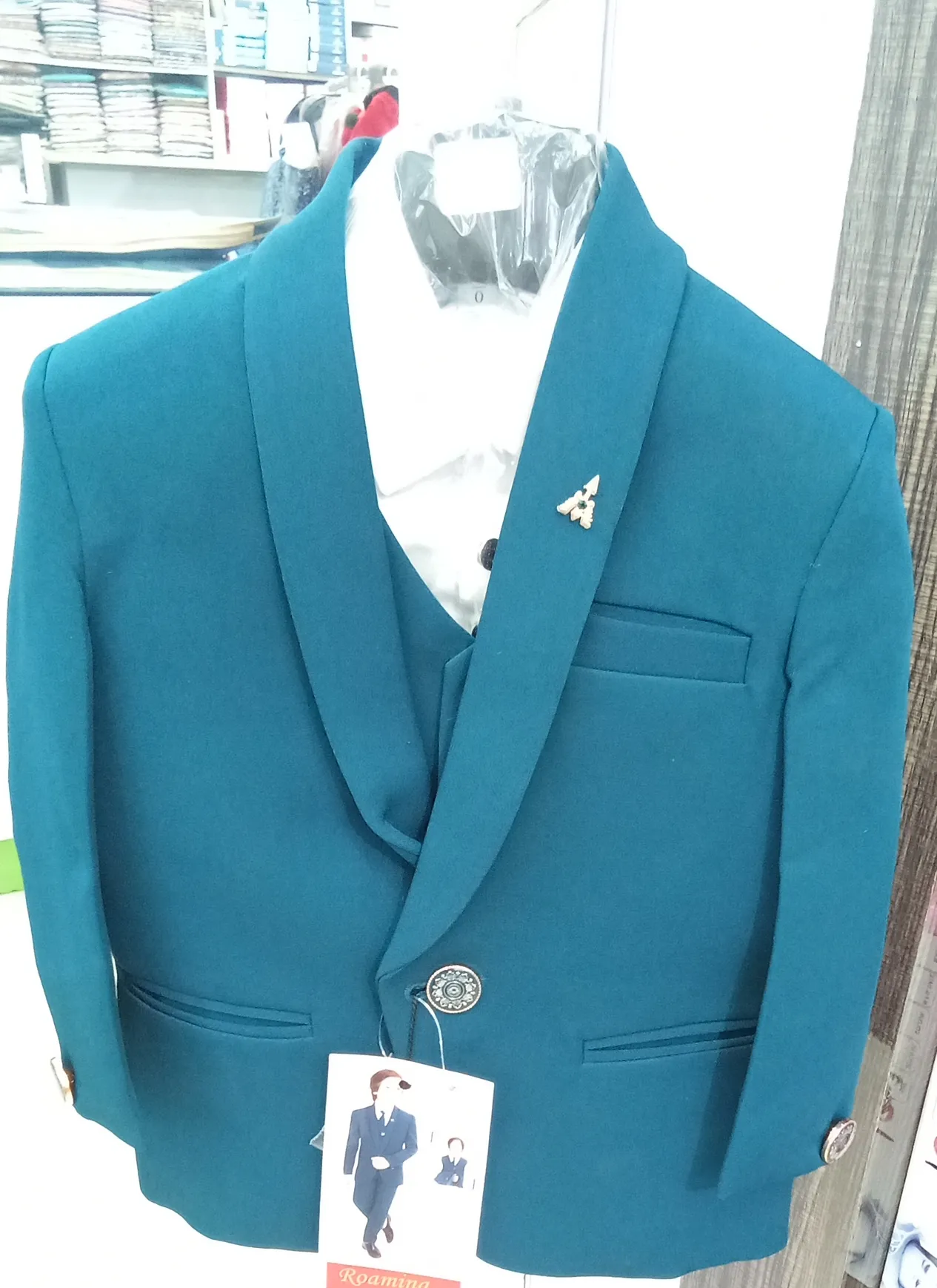 Roamina Boys Suit view 3