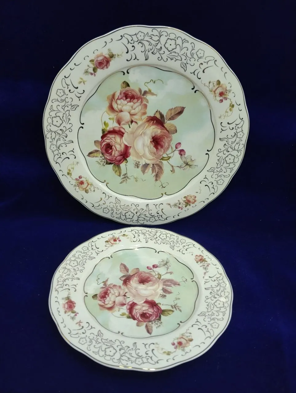 Green Floral Ceramic Plates view 2