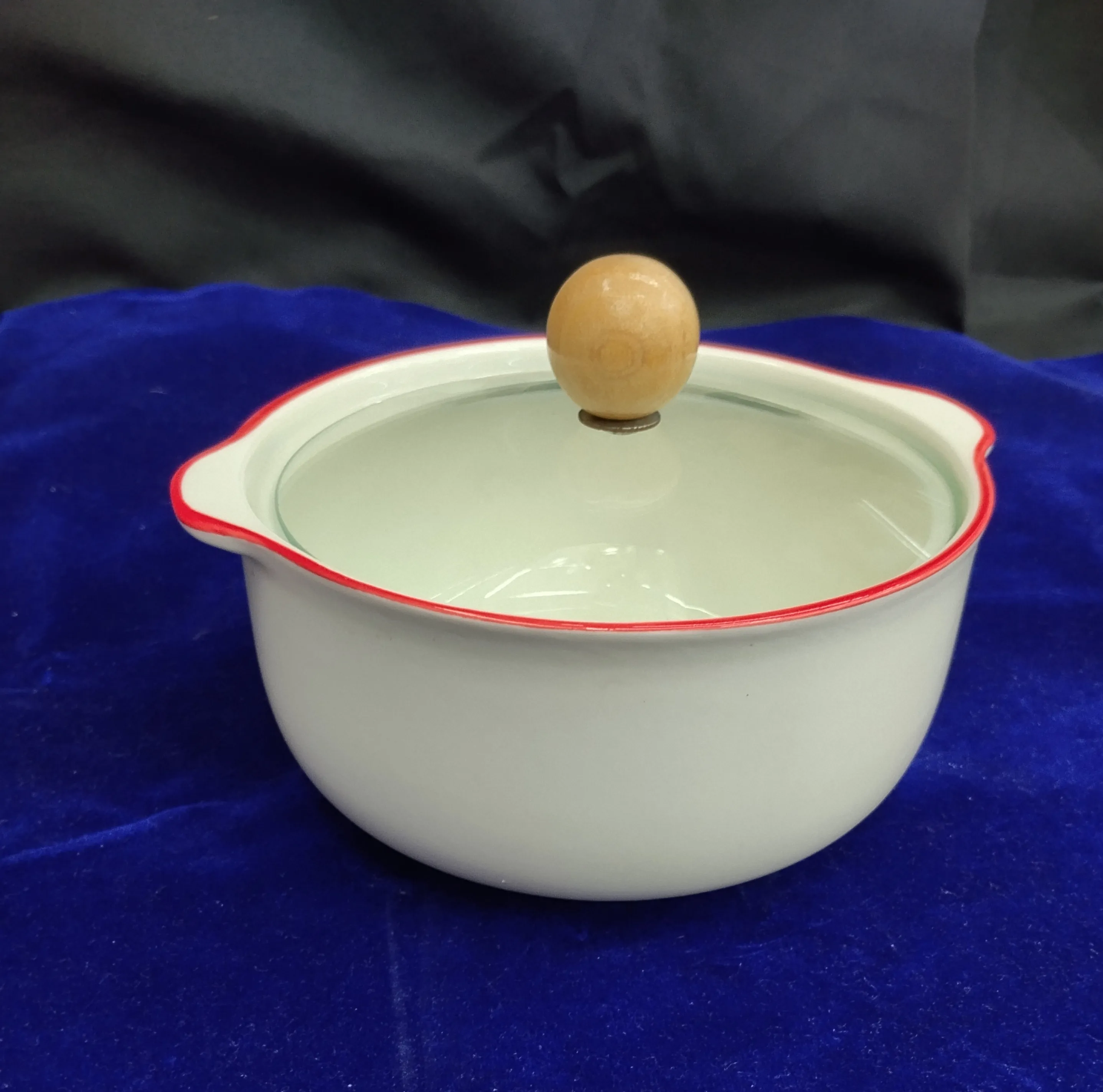 Ceramic Pot with Lid view 2