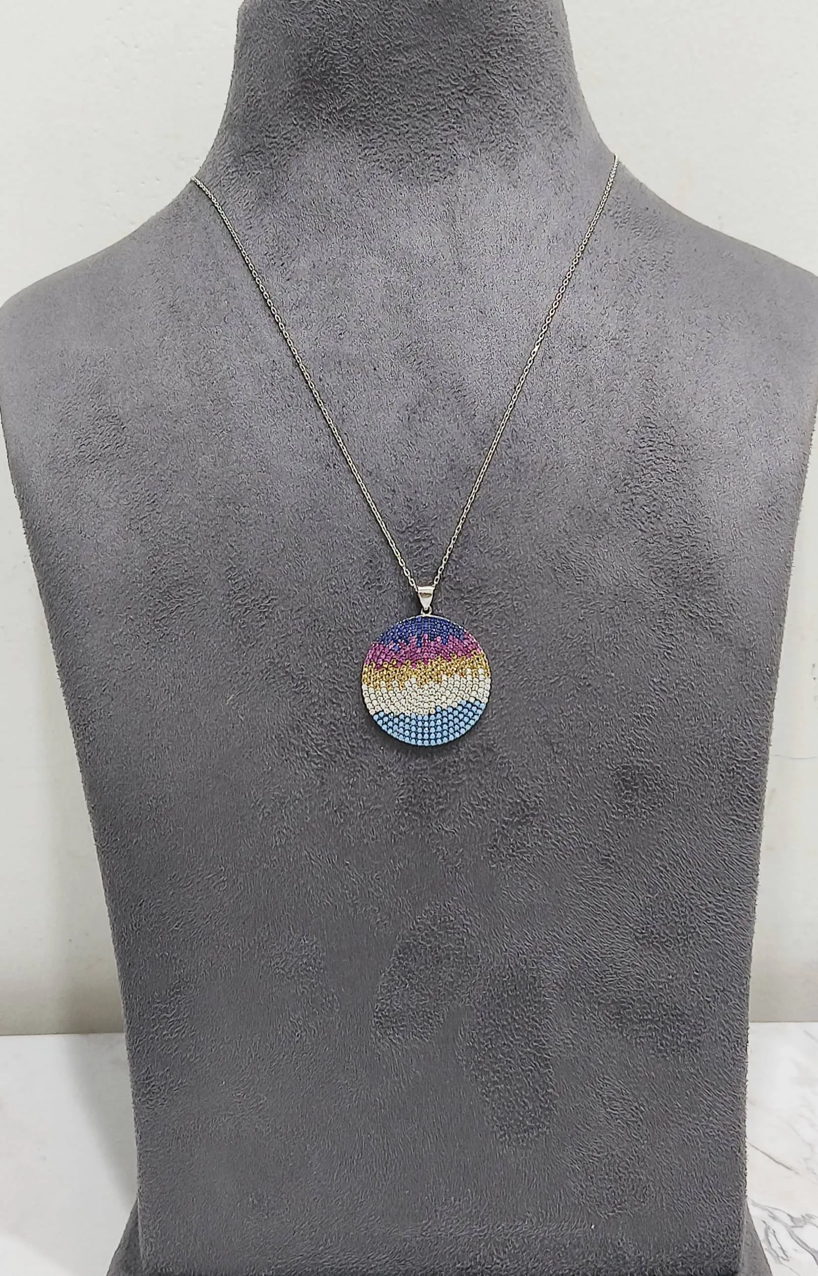 Archvins Mosaic Pendant Necklace (AVSPD-04/AVSER-06) view 4