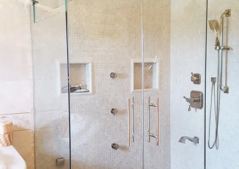 Glass Hardware view 4