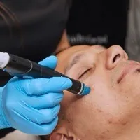 Hydra Facial view 4