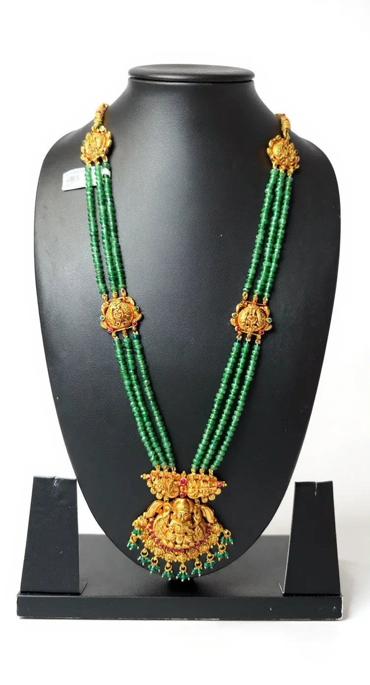 Temple Jewelry Pendant Emerald Necklace view 2