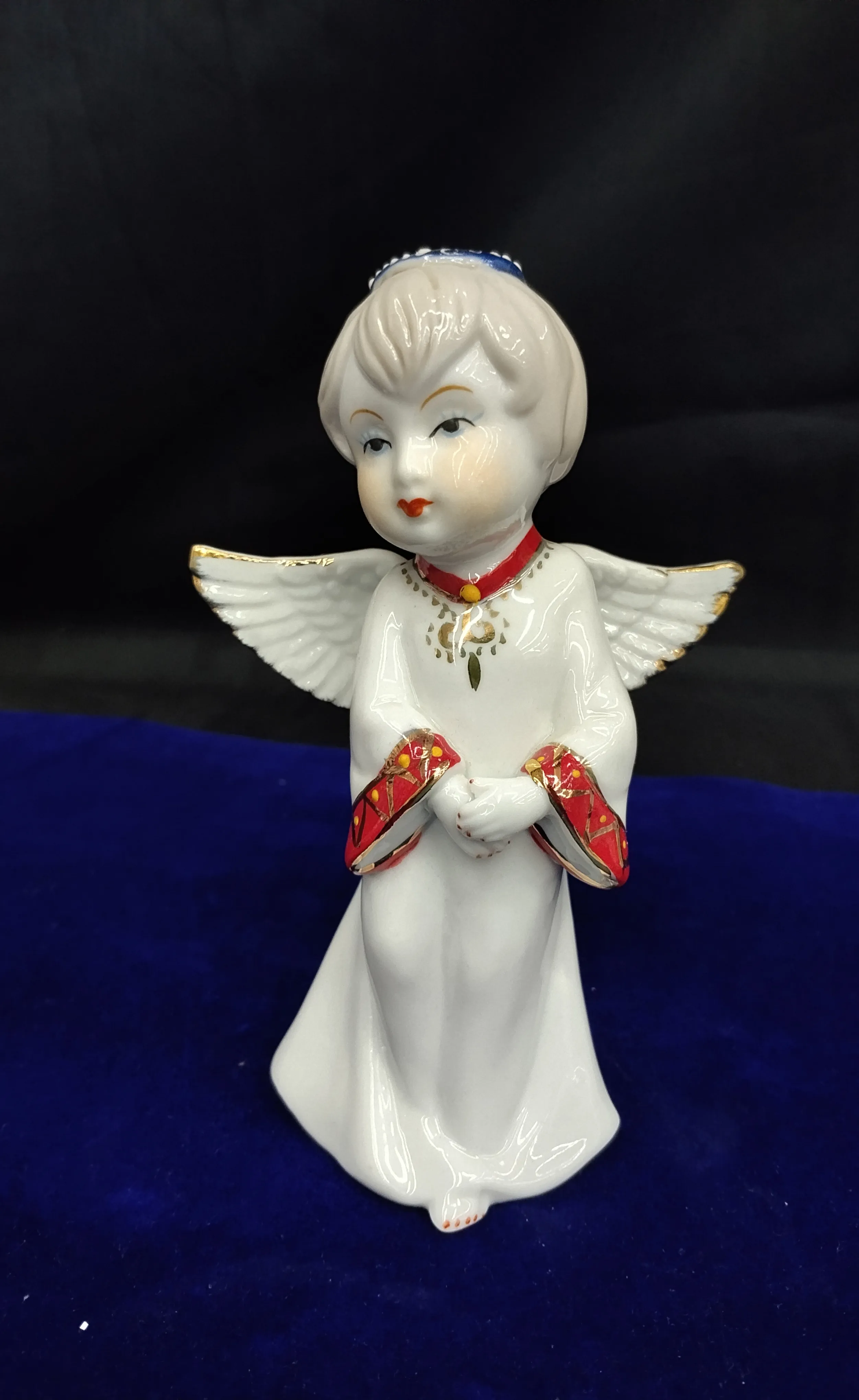 Holy Angel Figurine view 2