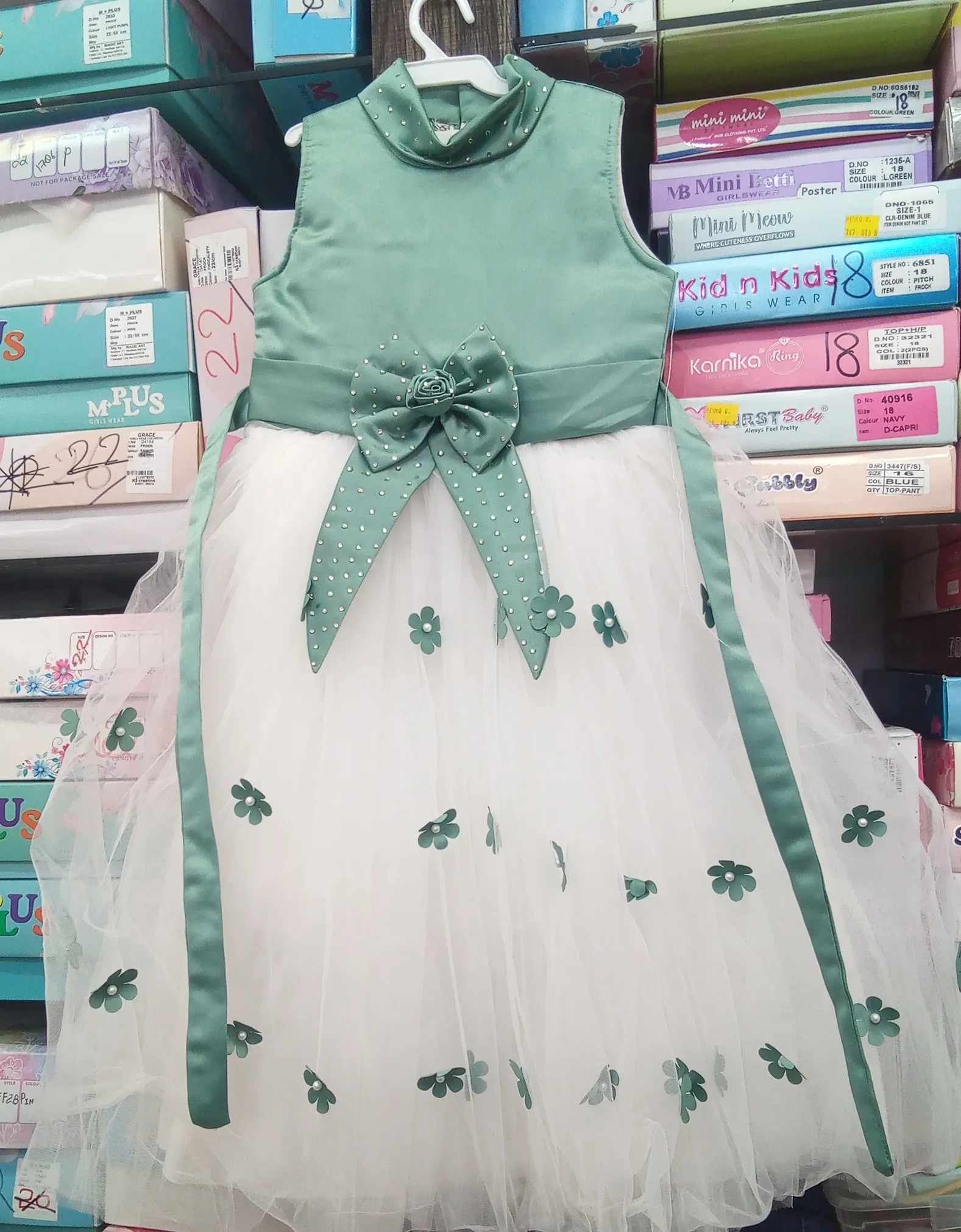 Girls Party Wear Gown Pista view 3