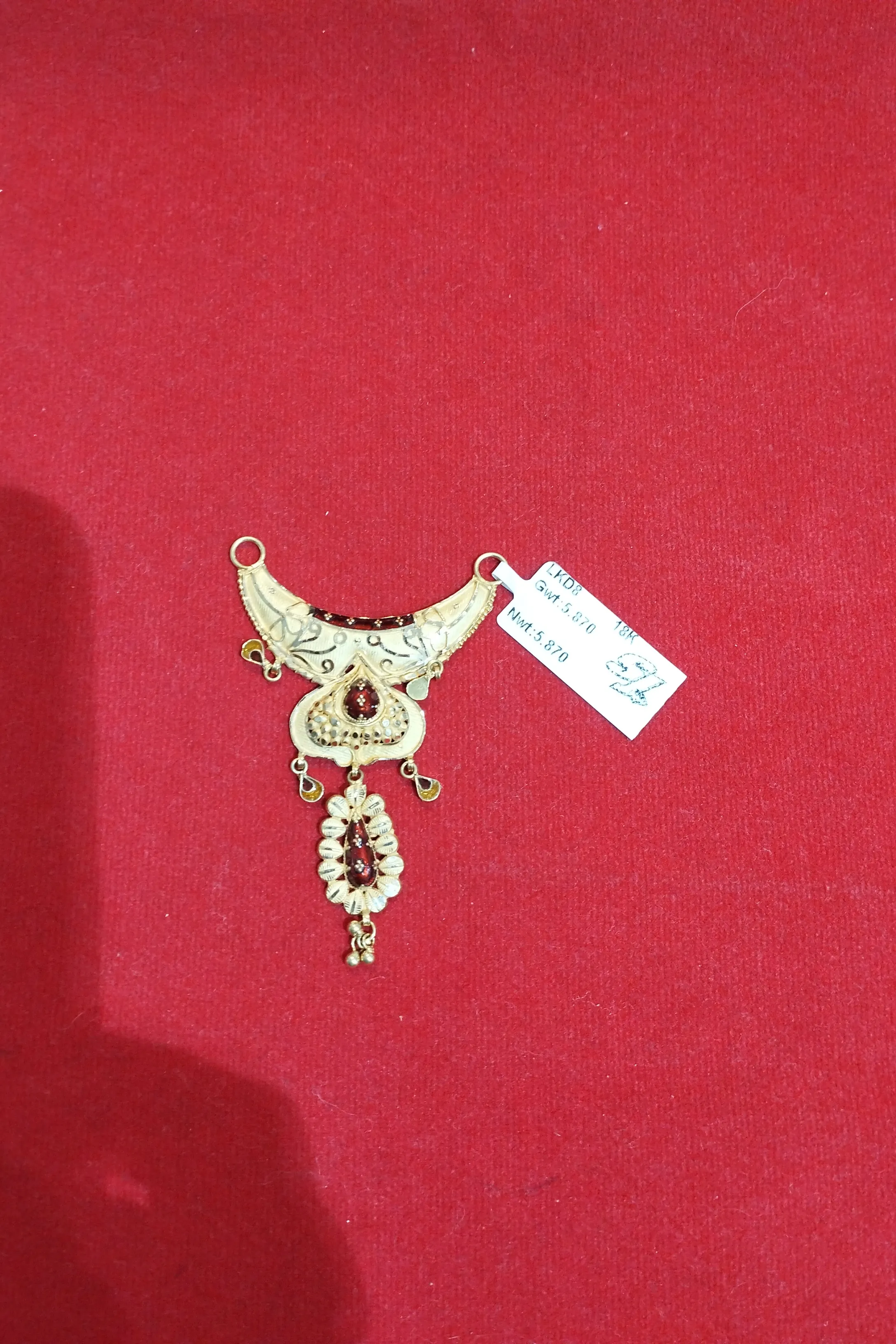 Gold and Gemstone Pendant5. 87gm view 2