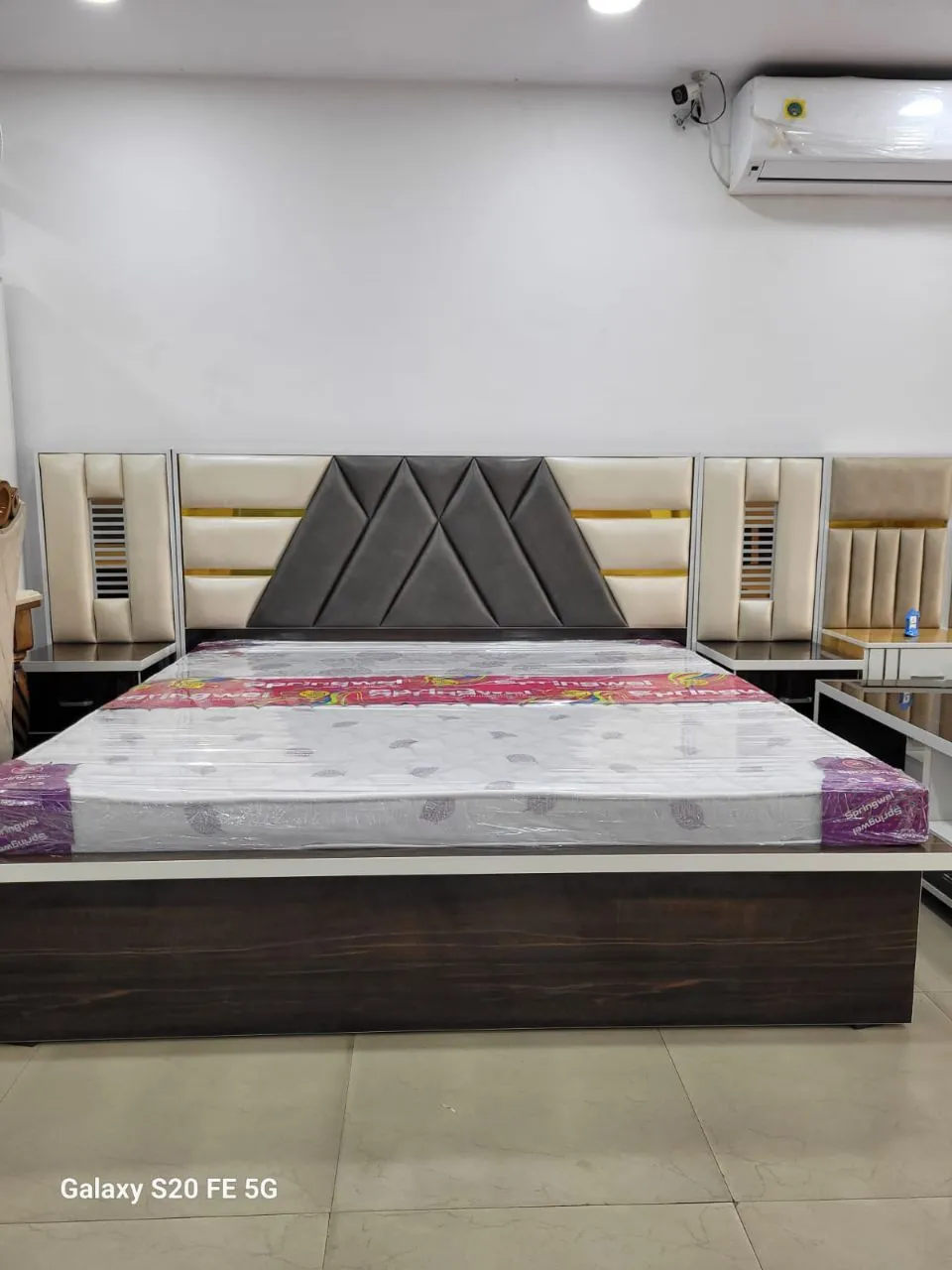Modern Upholstered Bed Hydraulic view 2