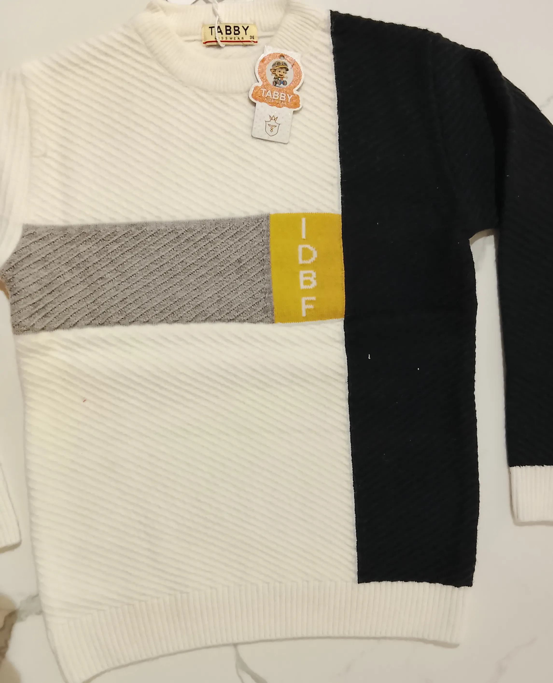 The Mirror Story Pullover 644 view 3