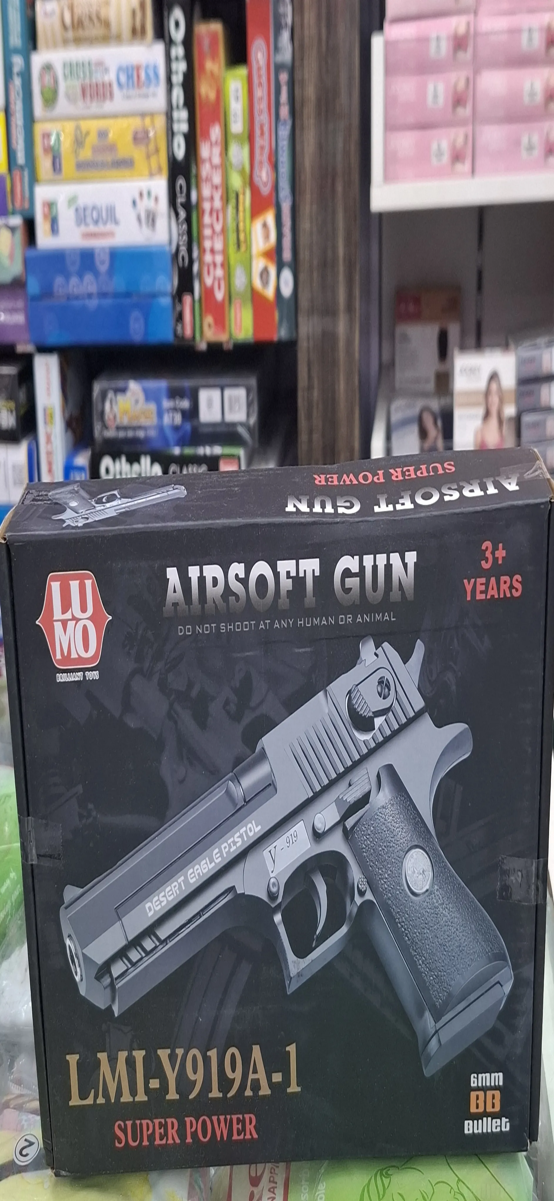 LUMO Airsoft Gun LMI-Y919A-1 view 2