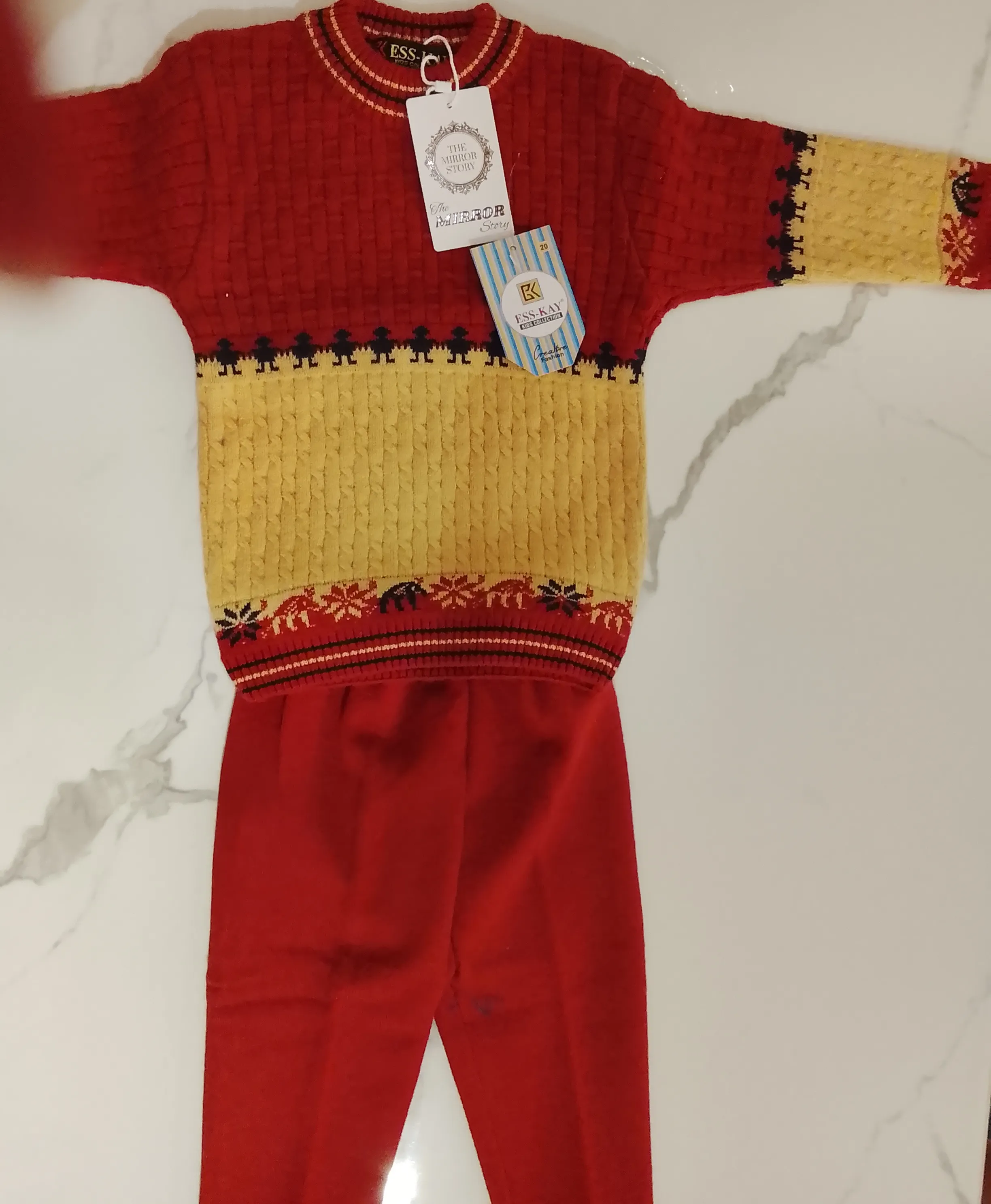 The Mirror Story Pullover 268 view 3