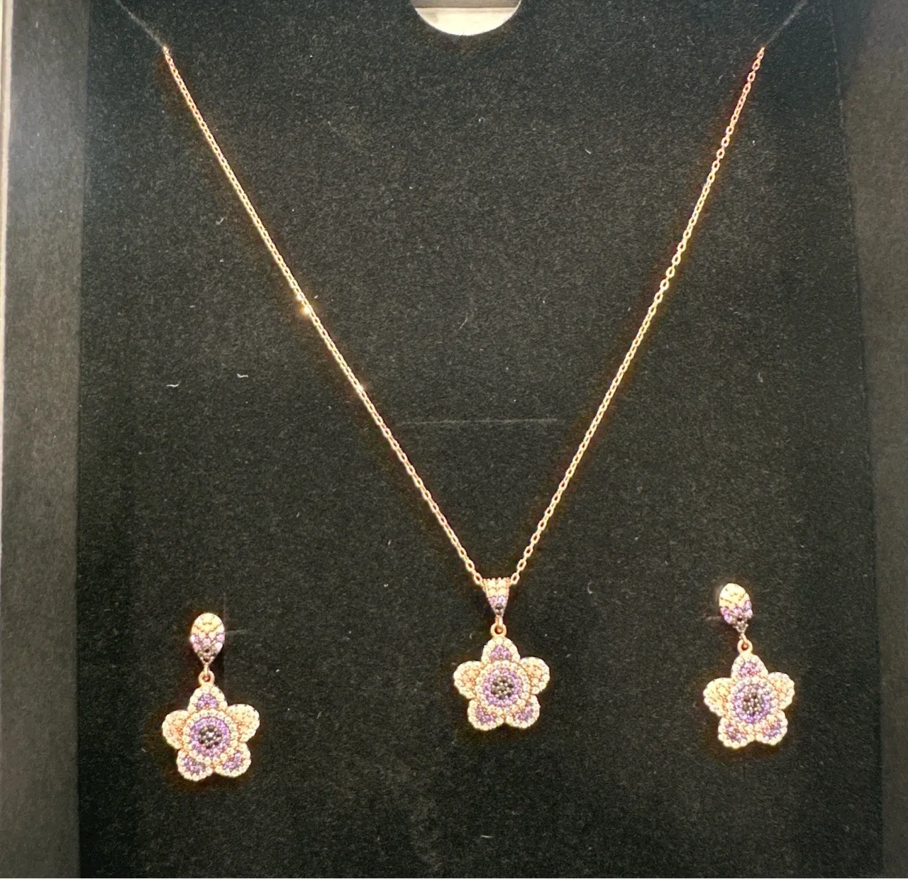 Floral Pendant and Earrings Set view 2