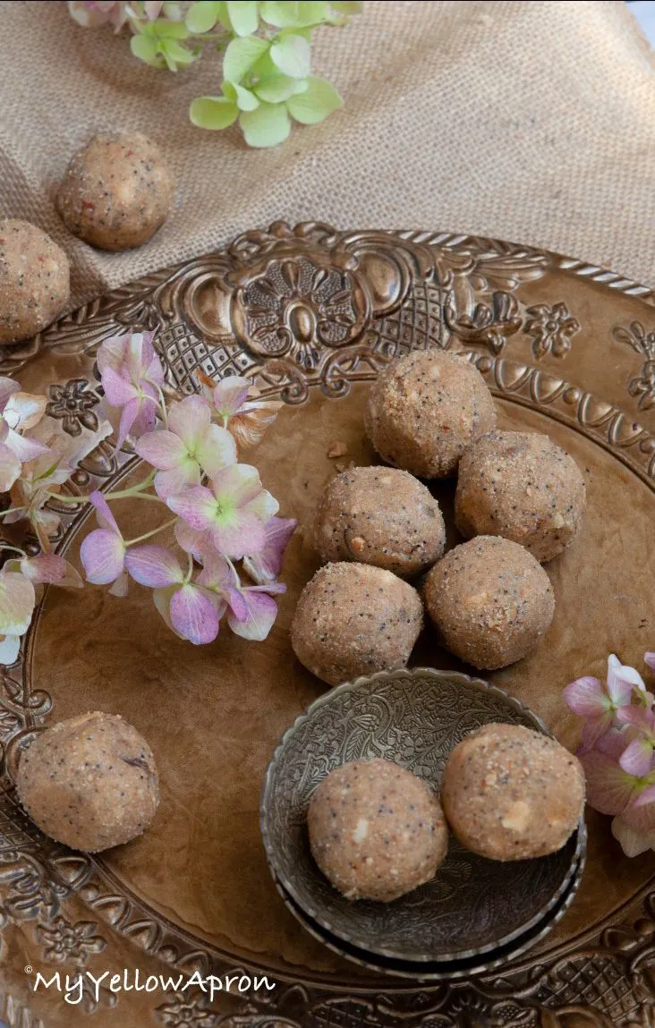 Atta Ladoo Desi Ghee view 3