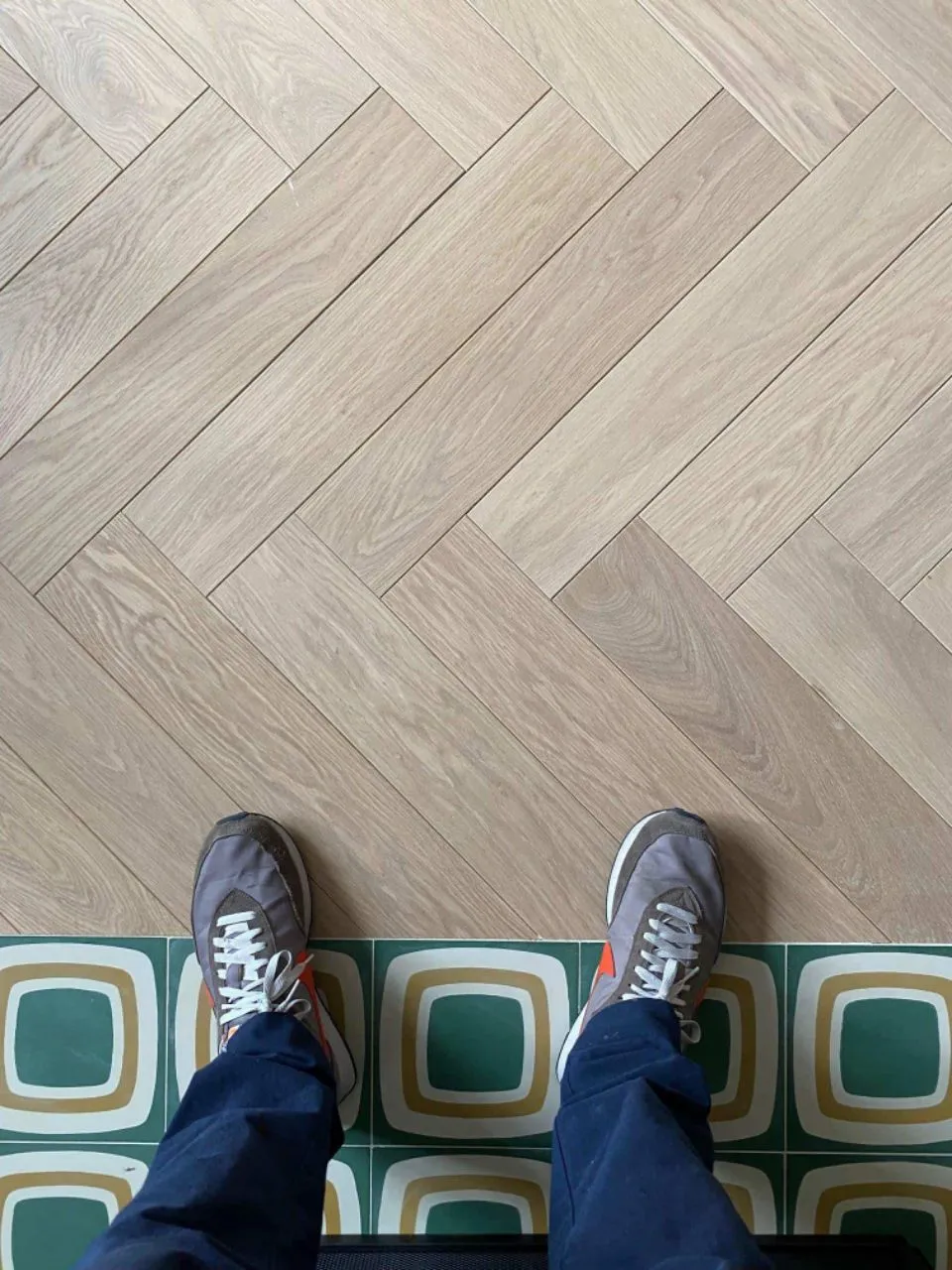 SF Smart Herringbone Wooden Flooring 8mm view 3