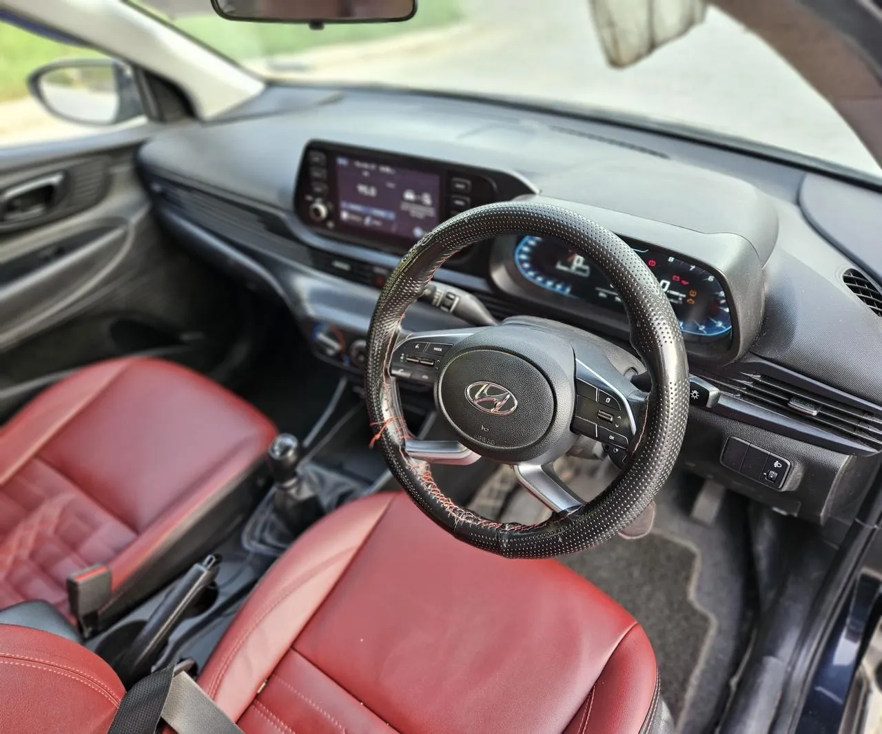 Hyundai Elite i20 view 3