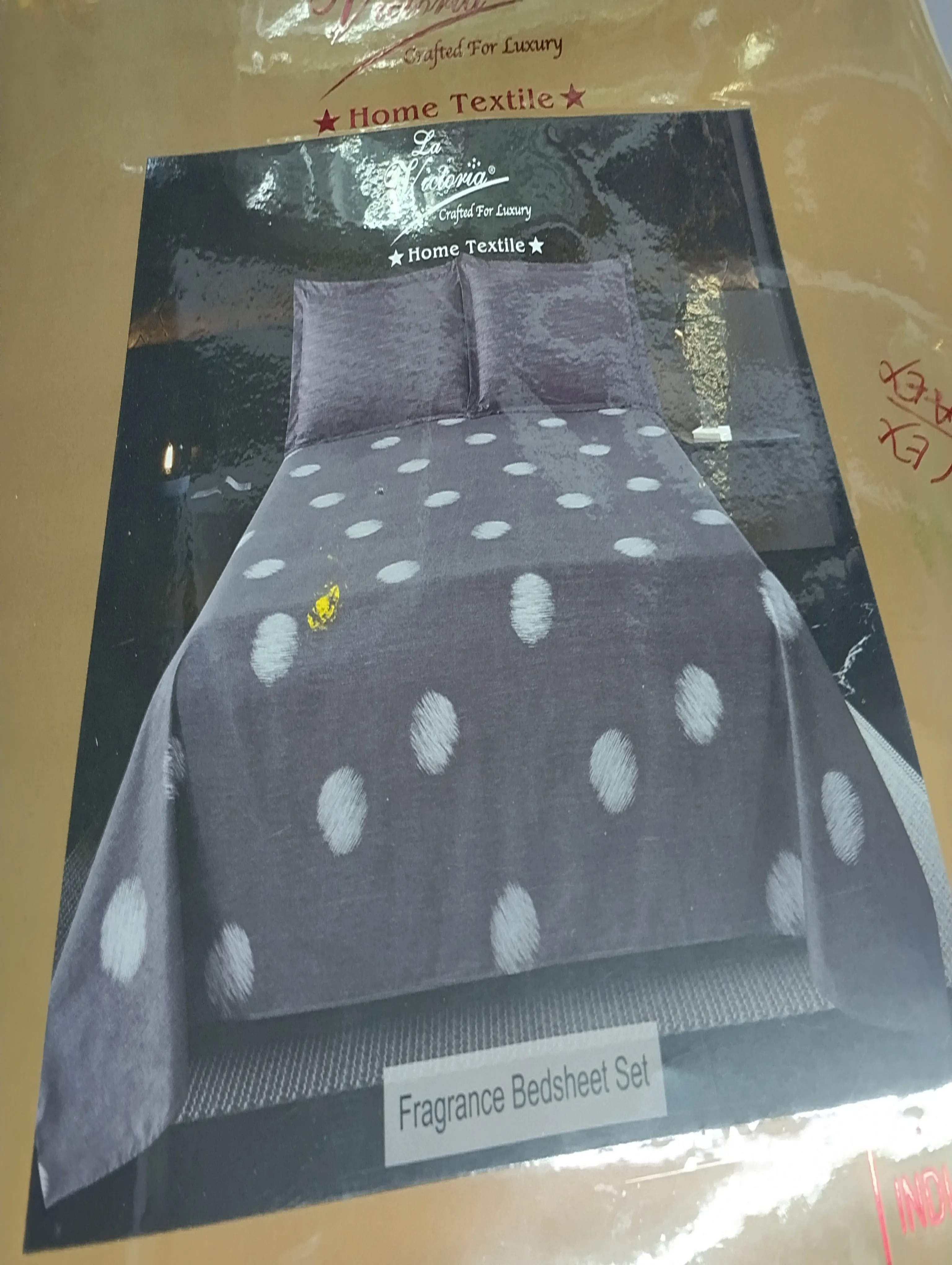 Fragrance Bedsheet Set view 2