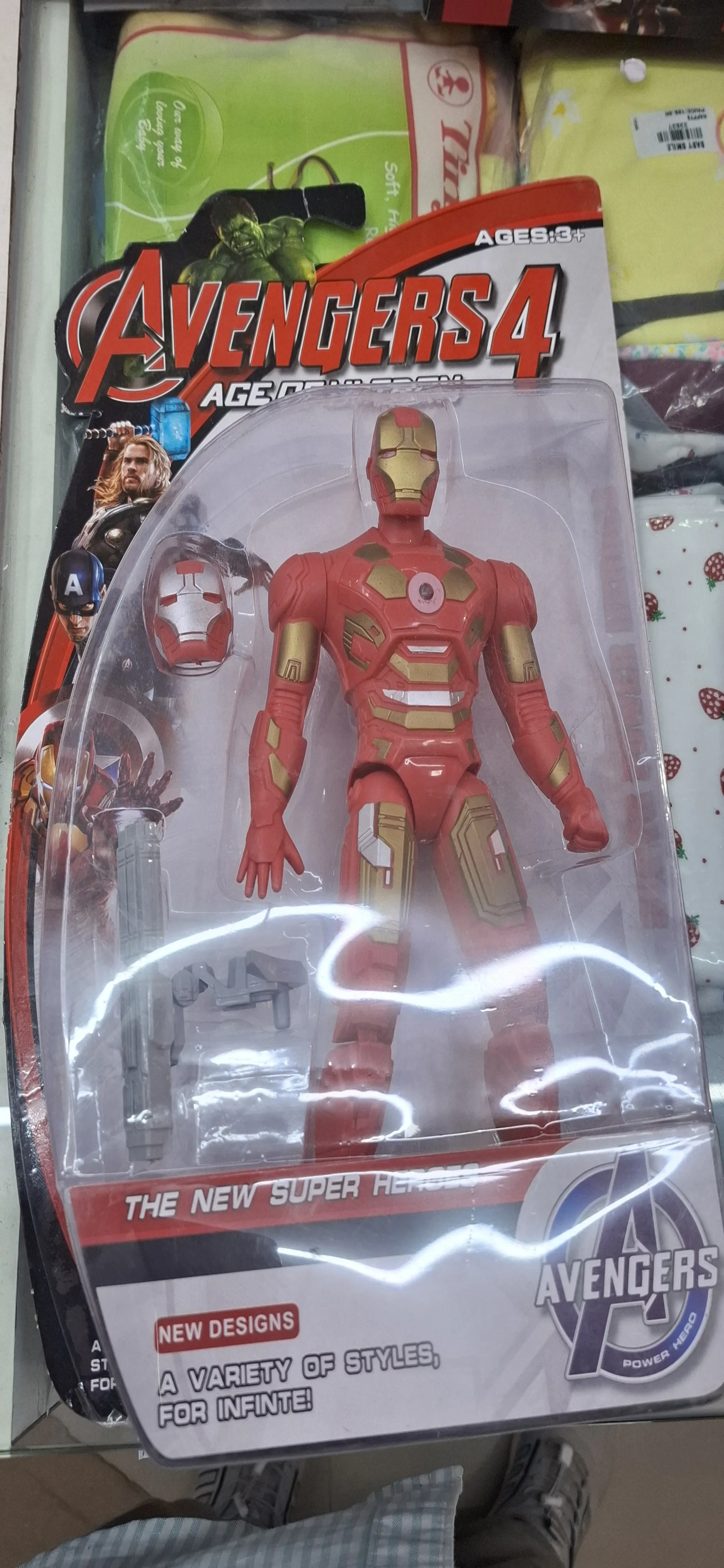 Avengers 4 Action Figure, view 2