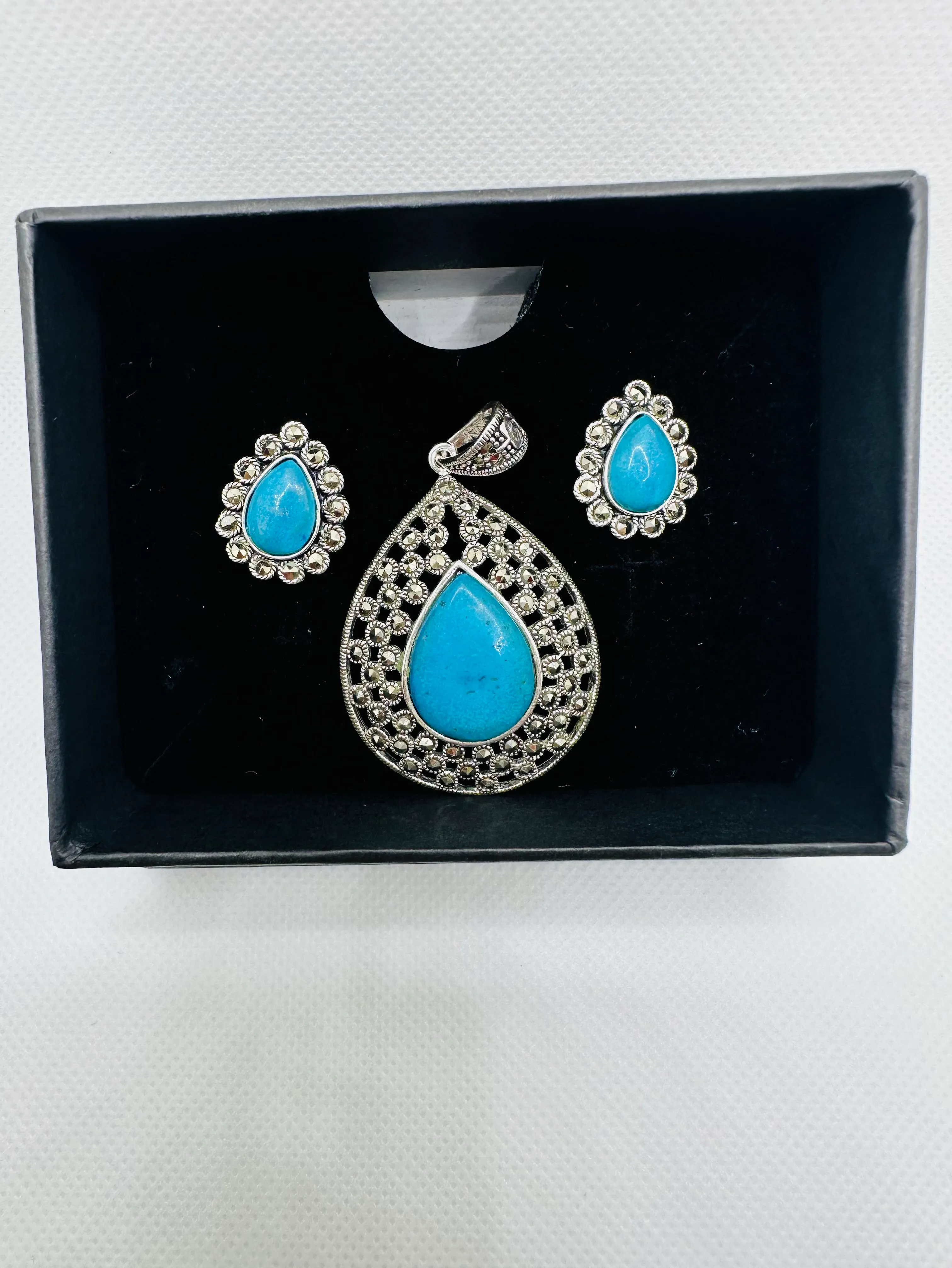 Turquoise Pendant and Earrings Set view 3