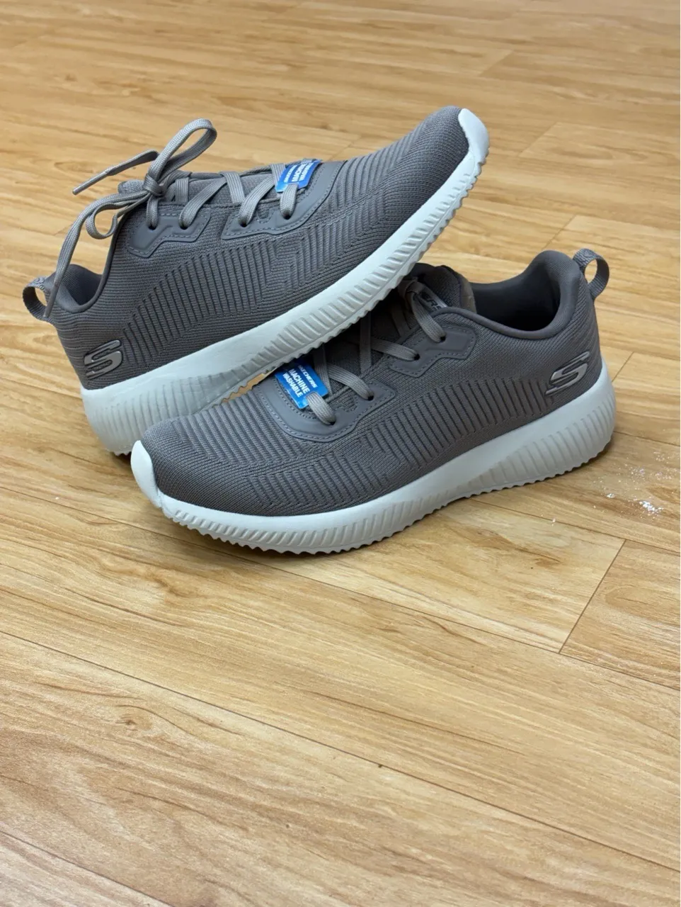 Skechers Sneakers! view 3