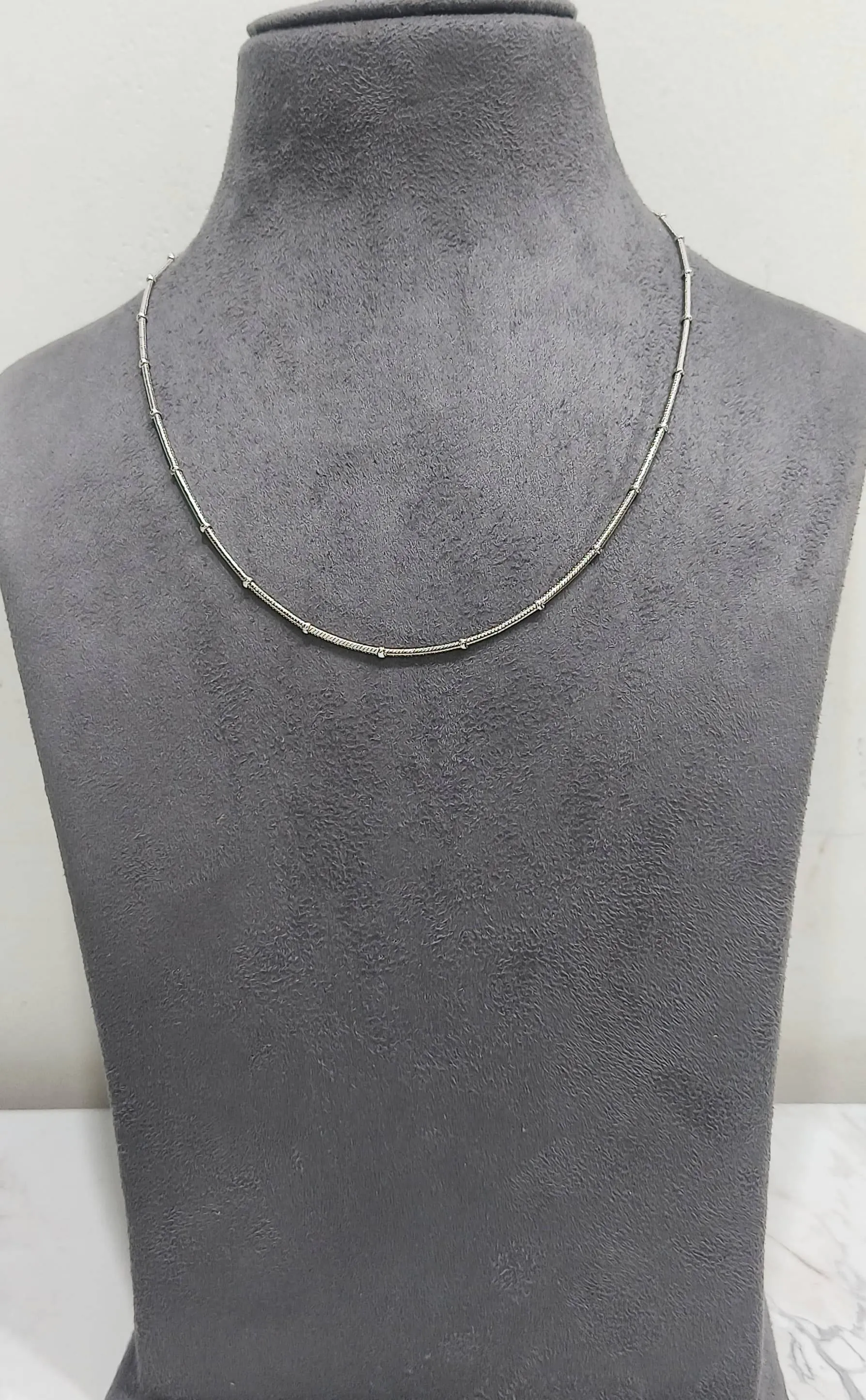Silver Necklace (AVSCH-07) view 3