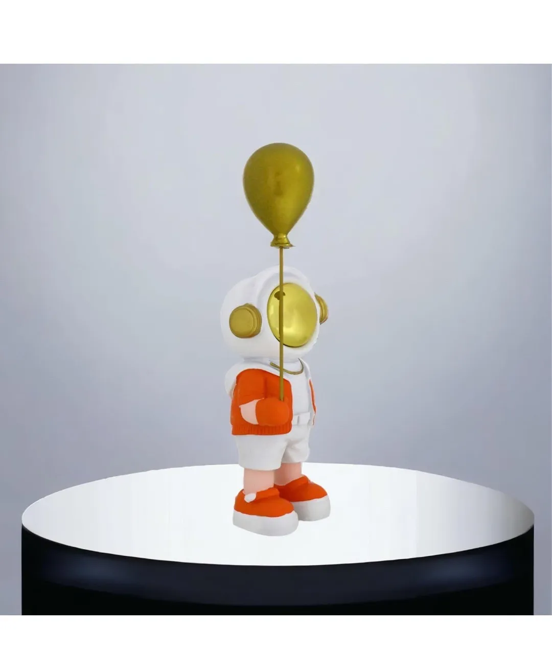 Astronaut Figurine with Balloon view 2