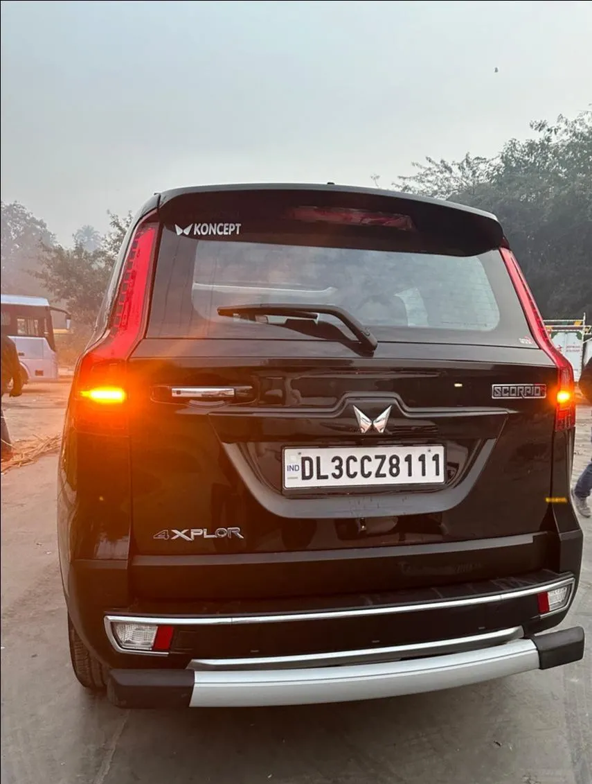 Mahindra Scorpio N Black 4×4 view 2