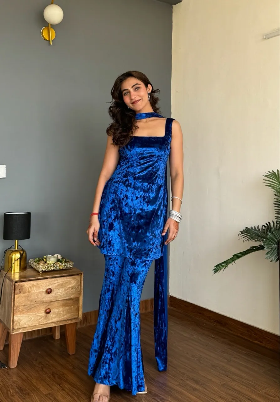 ‘Haniya’ Suit Set- Royal Blue view 2