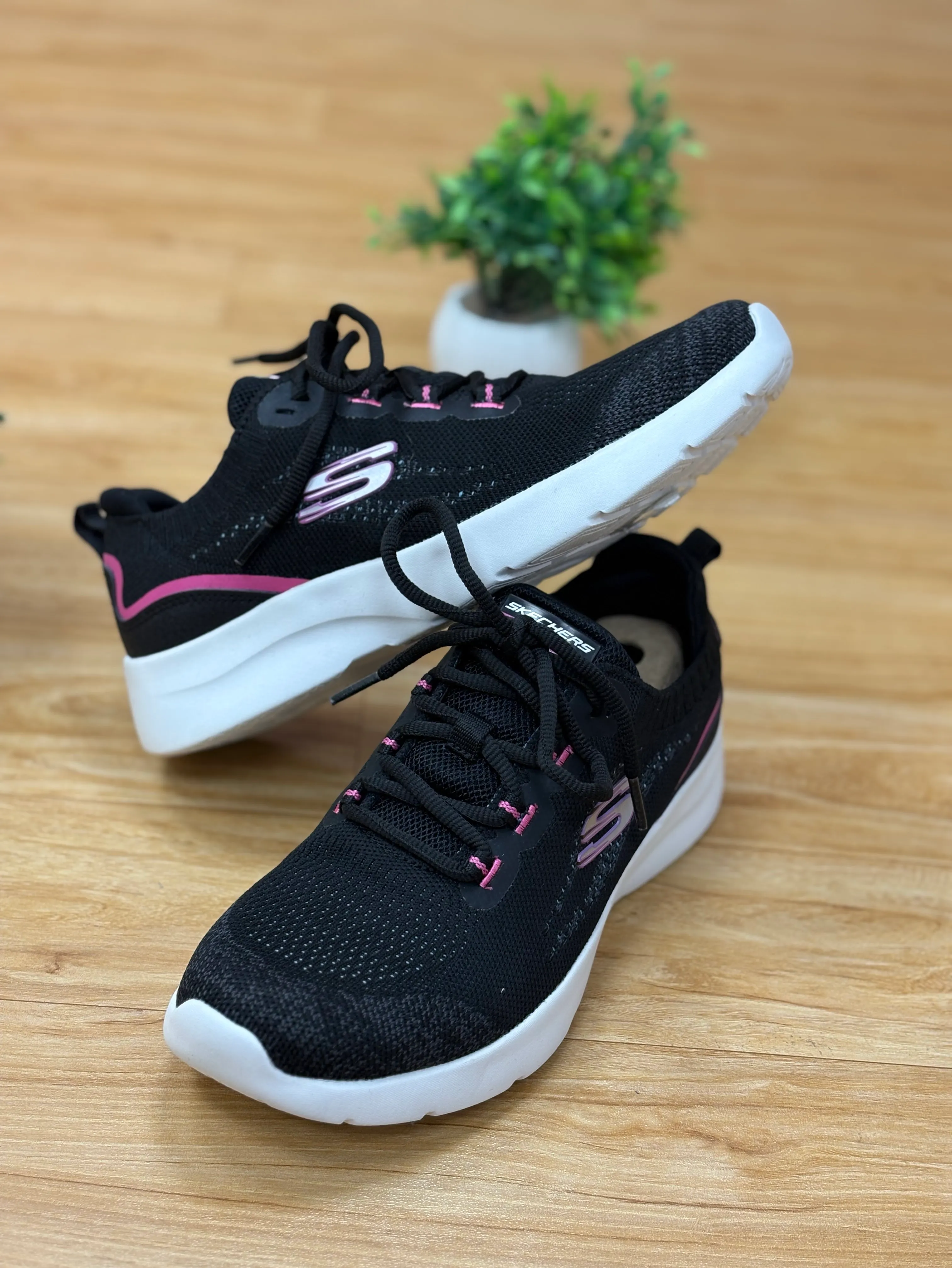 .Skechers Sneakers view 2