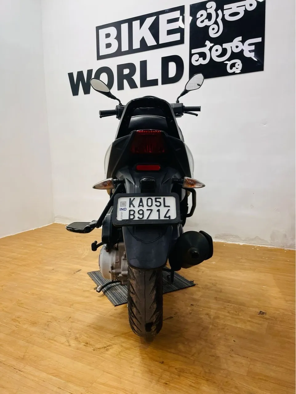 Aprilia SR 125/2021 Model view 7
