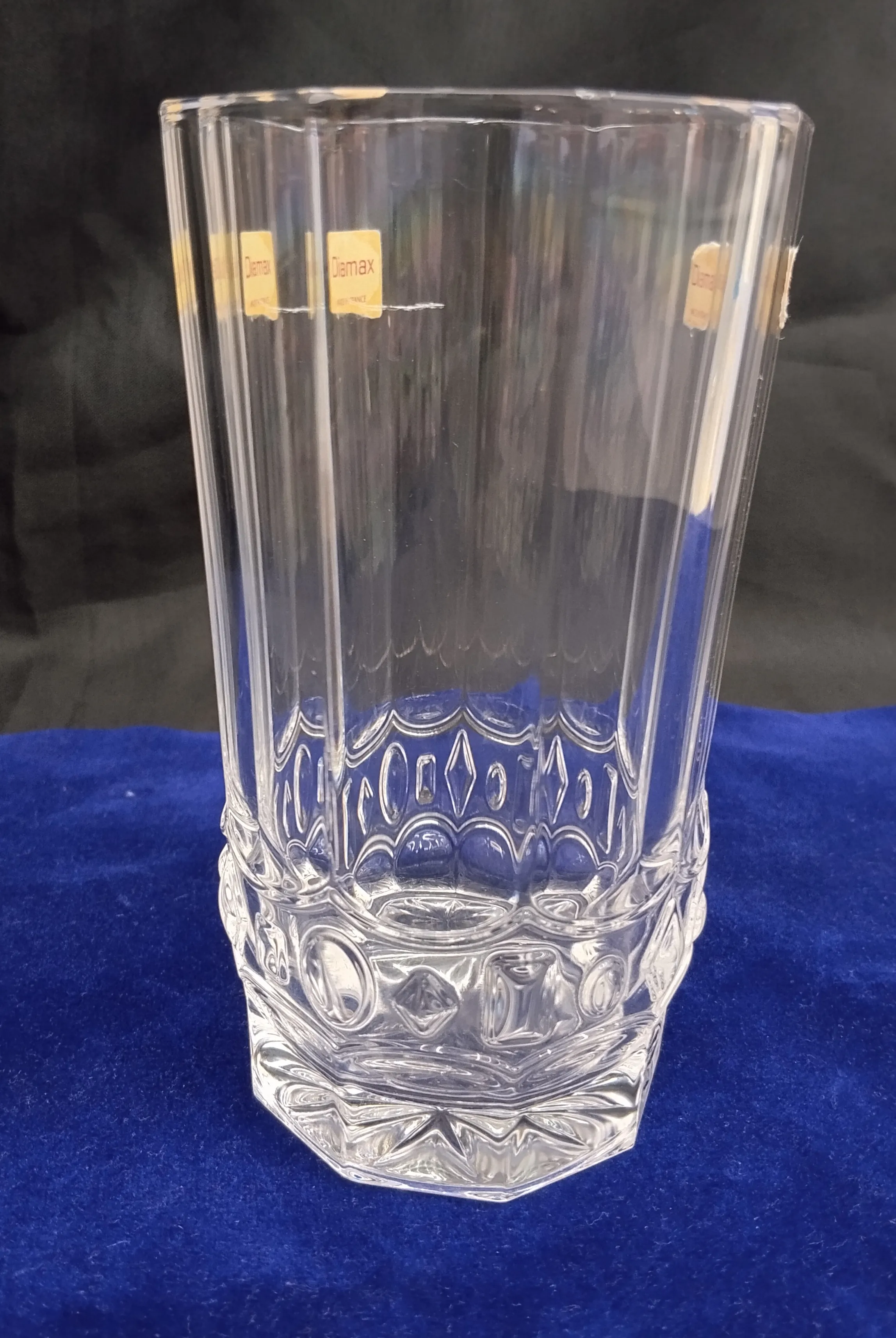 Djamax Crystal Glass view 2