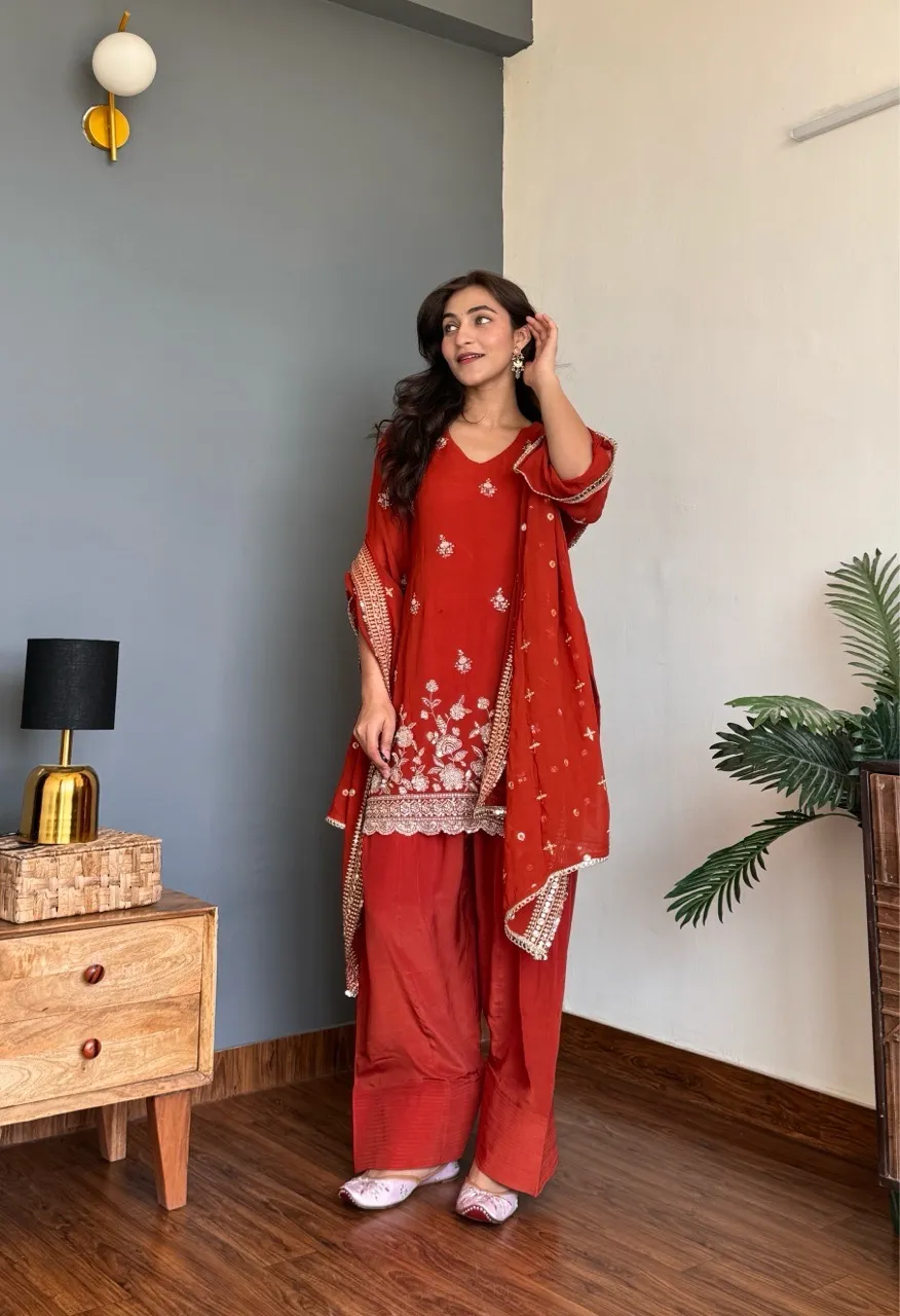 ‘Naqsh’ Farshi Salvar Suit set - Rust view 3